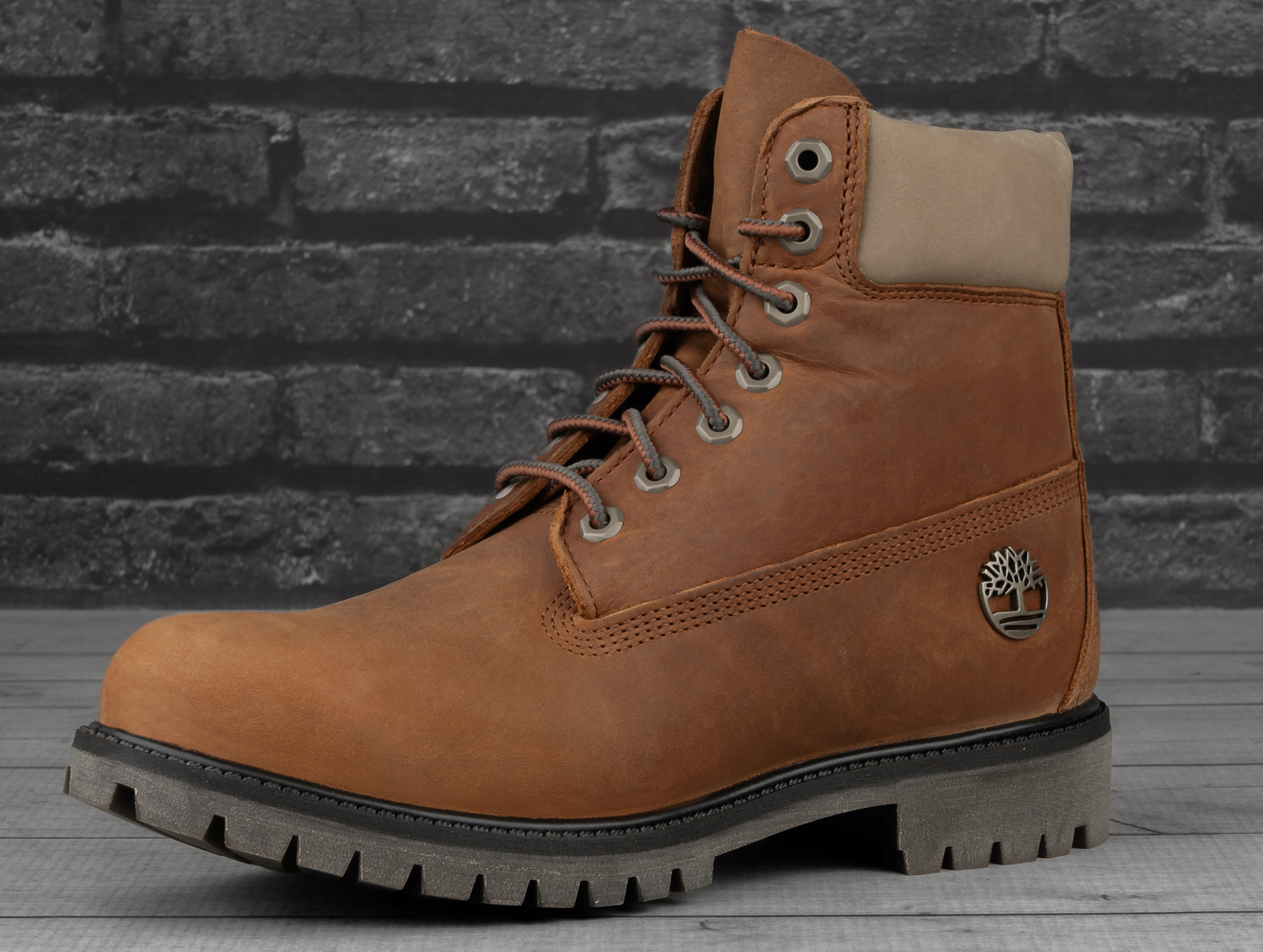 Buty męskie Timberland Premium 6 IN LACE WATERPROOF MID SKÓRA EAN (GTIN) 197065876029