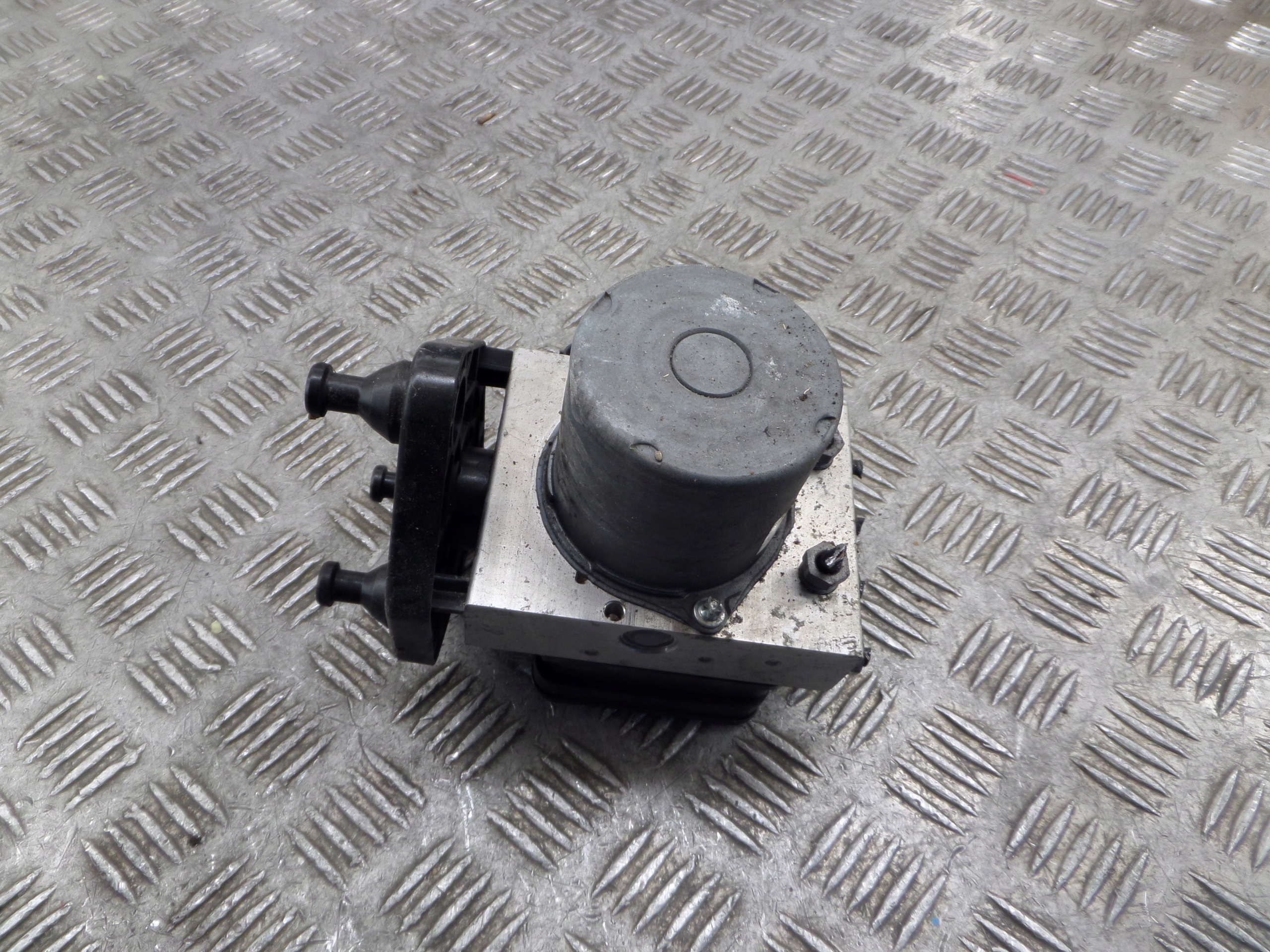 MERCEDES W907 Pumpe ABS A9079003704