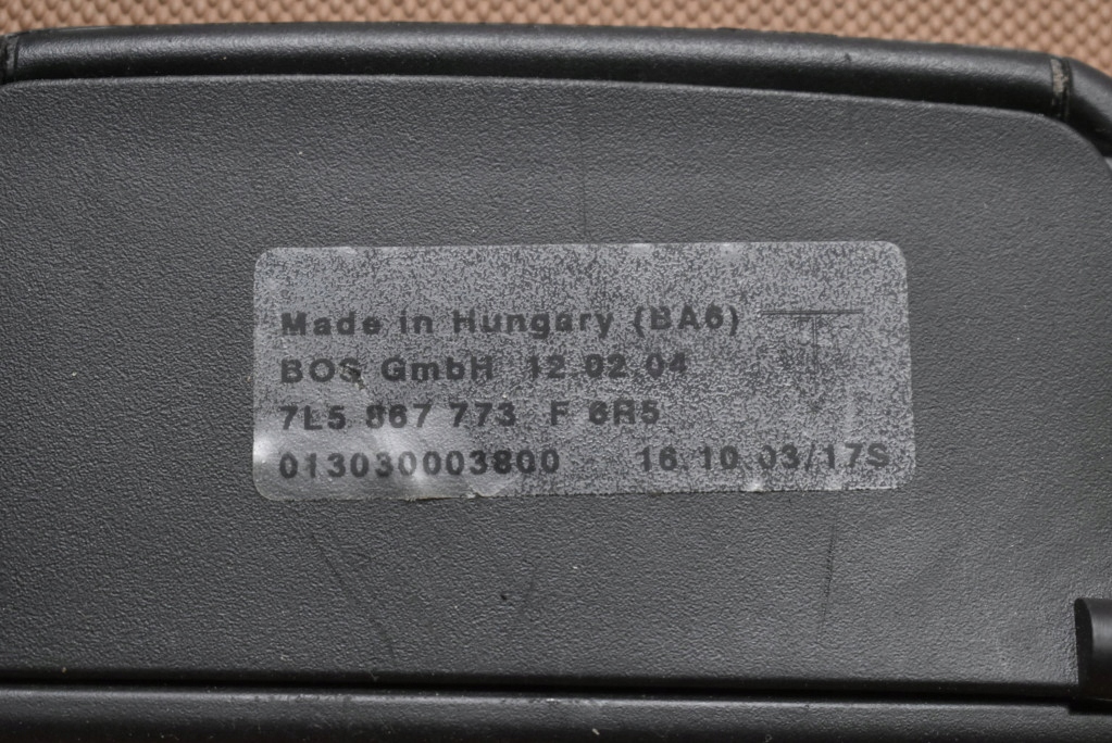 ролета багажника PORSCHE Cayenne 1 и 7L 02-07