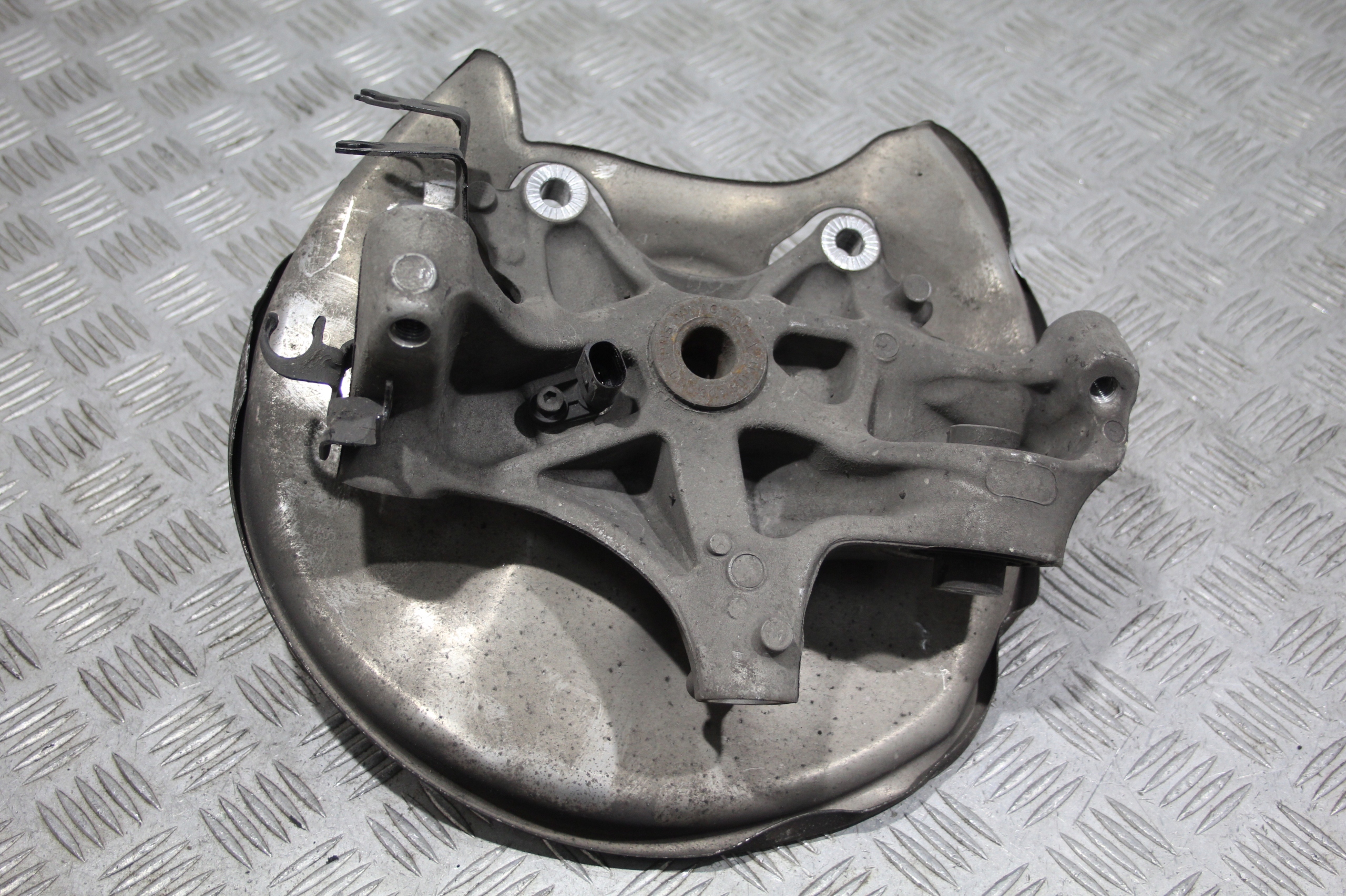 swing left rear part AUDI A4 B9 8W 8W0 8W0505431T