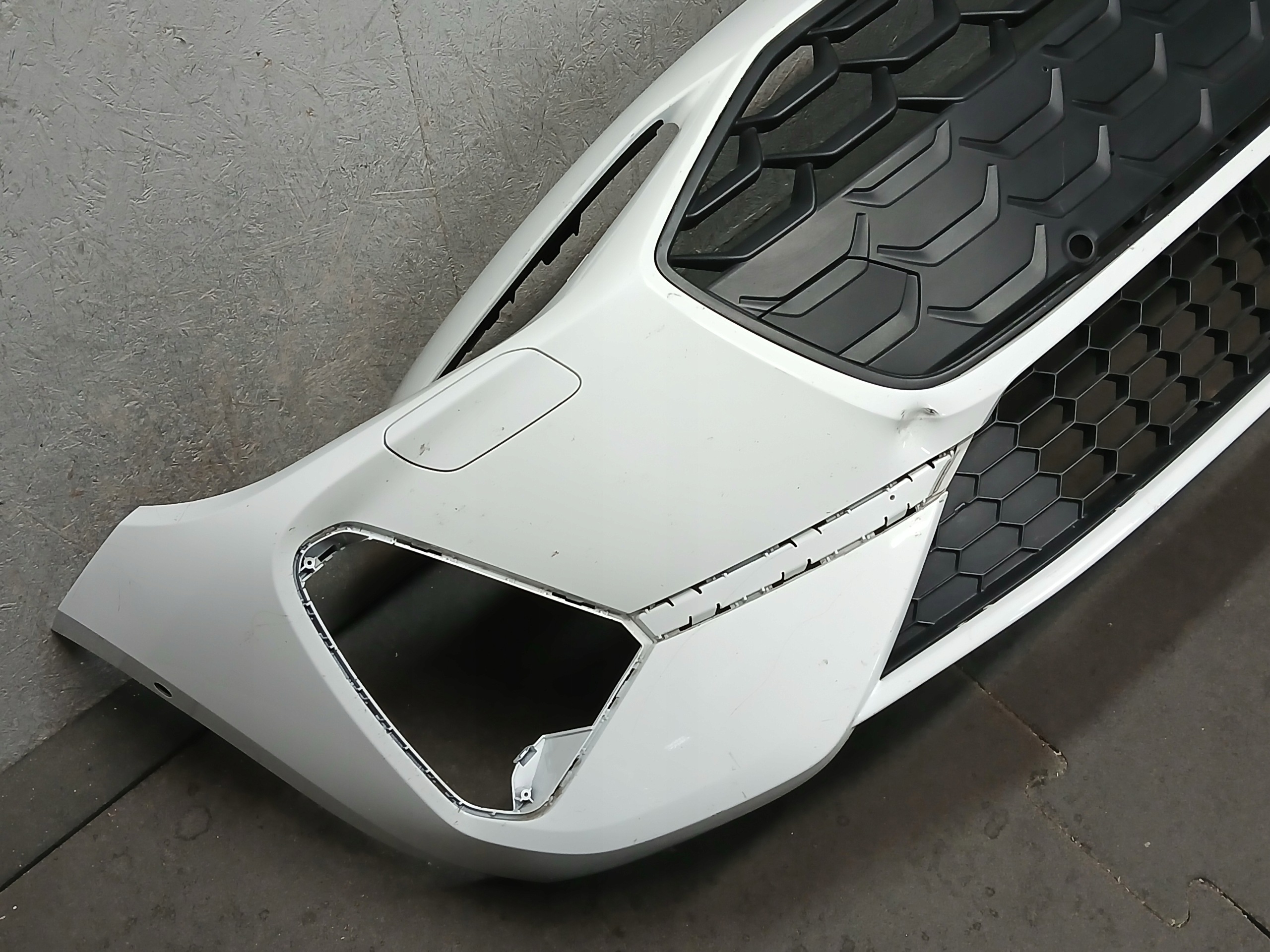 bumper front AUDI A5 B10 8B3