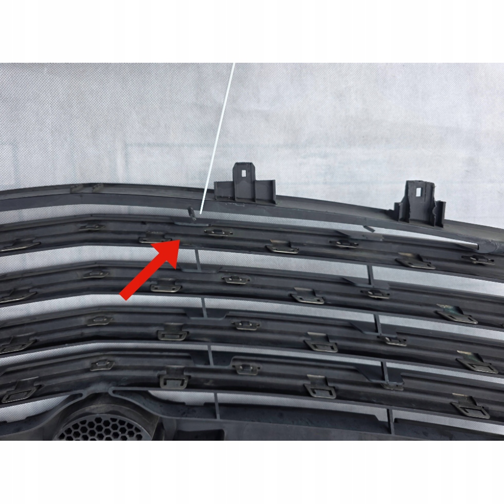 opel oe 623105615R решетка радиатора