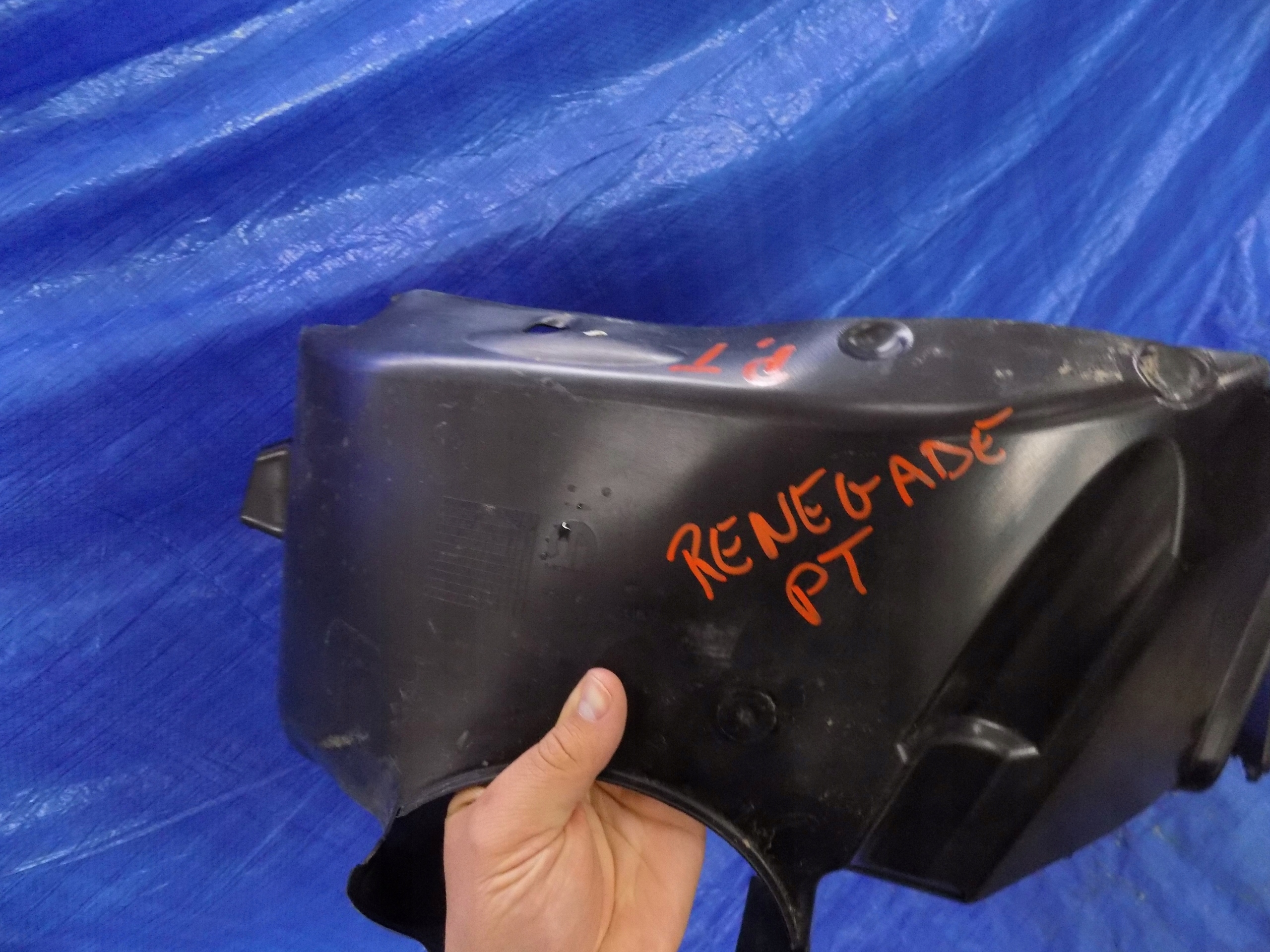 mudguard right rear part right rear. JEEP RENEGADE 14