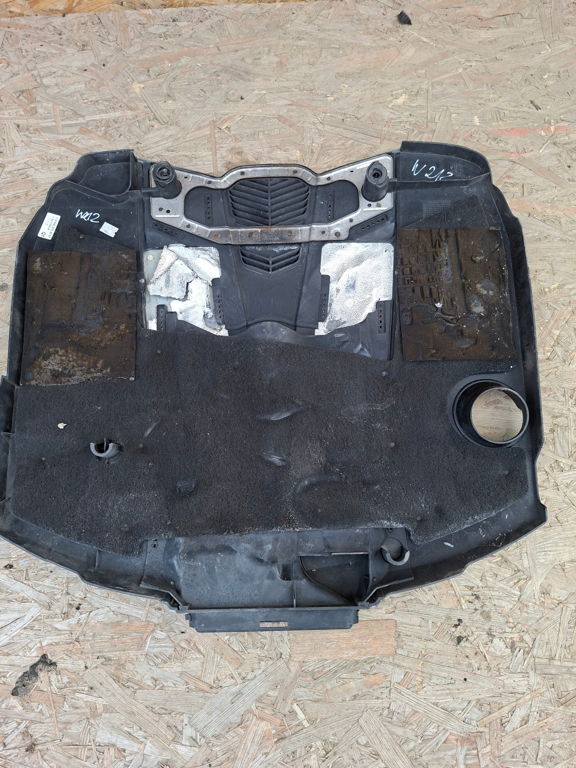 motor cover upper MERCEDES W212 A6420104267