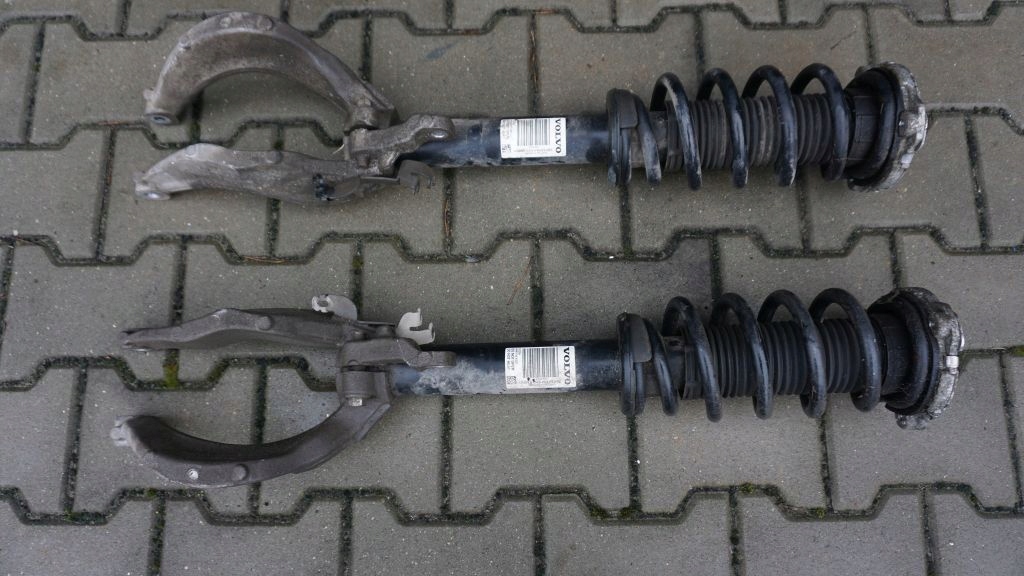 VOLVO XC60 XC90 II - shock absorber left right front