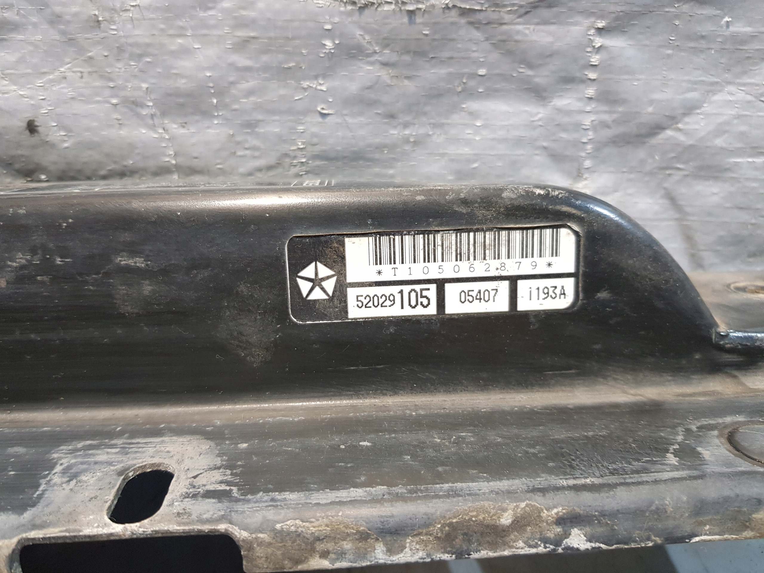 JEEP GRAND CHEROKEE ZJ support panel for radiators + bonnet latch lock