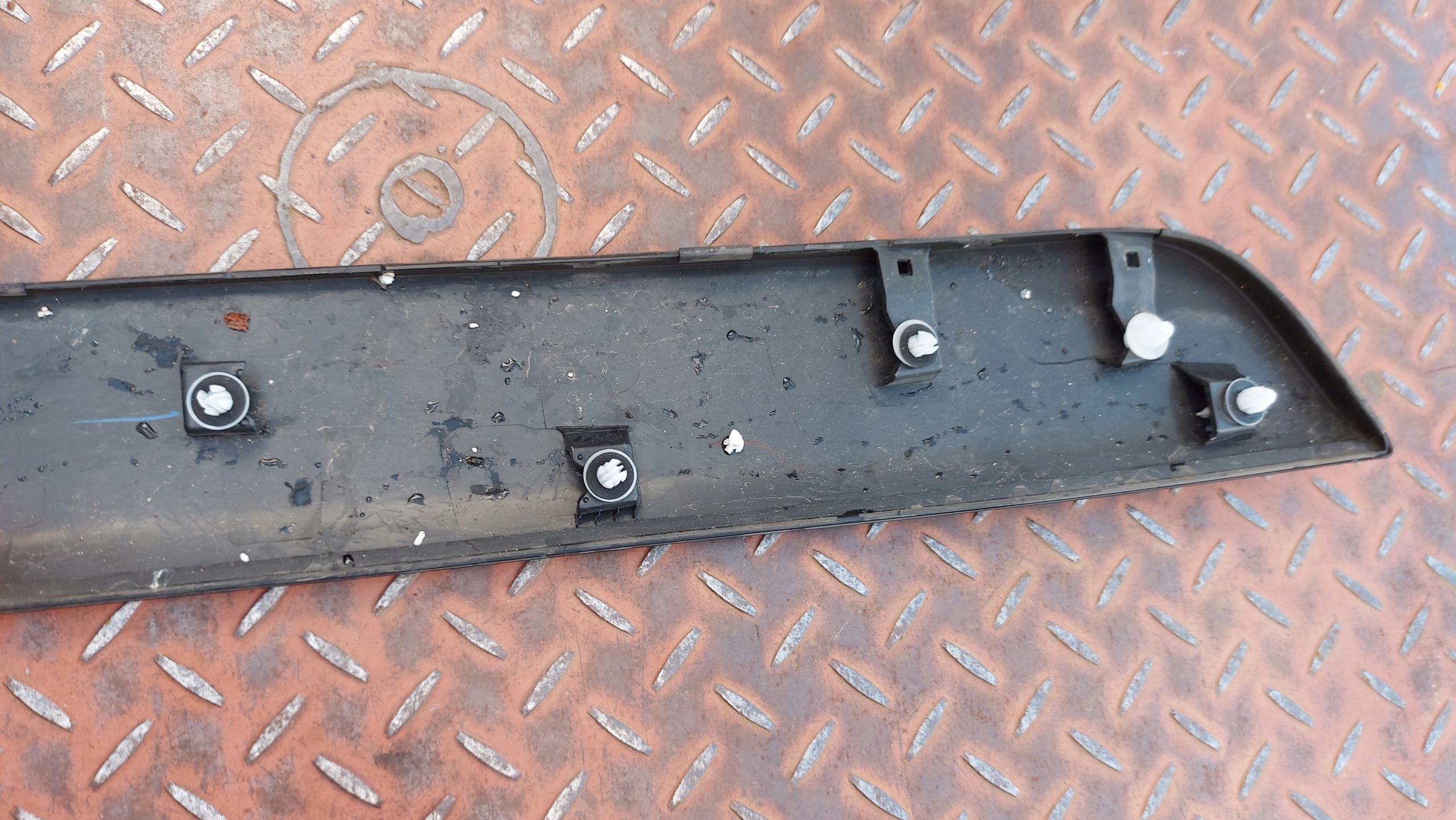 moulding cap bonnet rear part TOYOTA RAV4 V 18