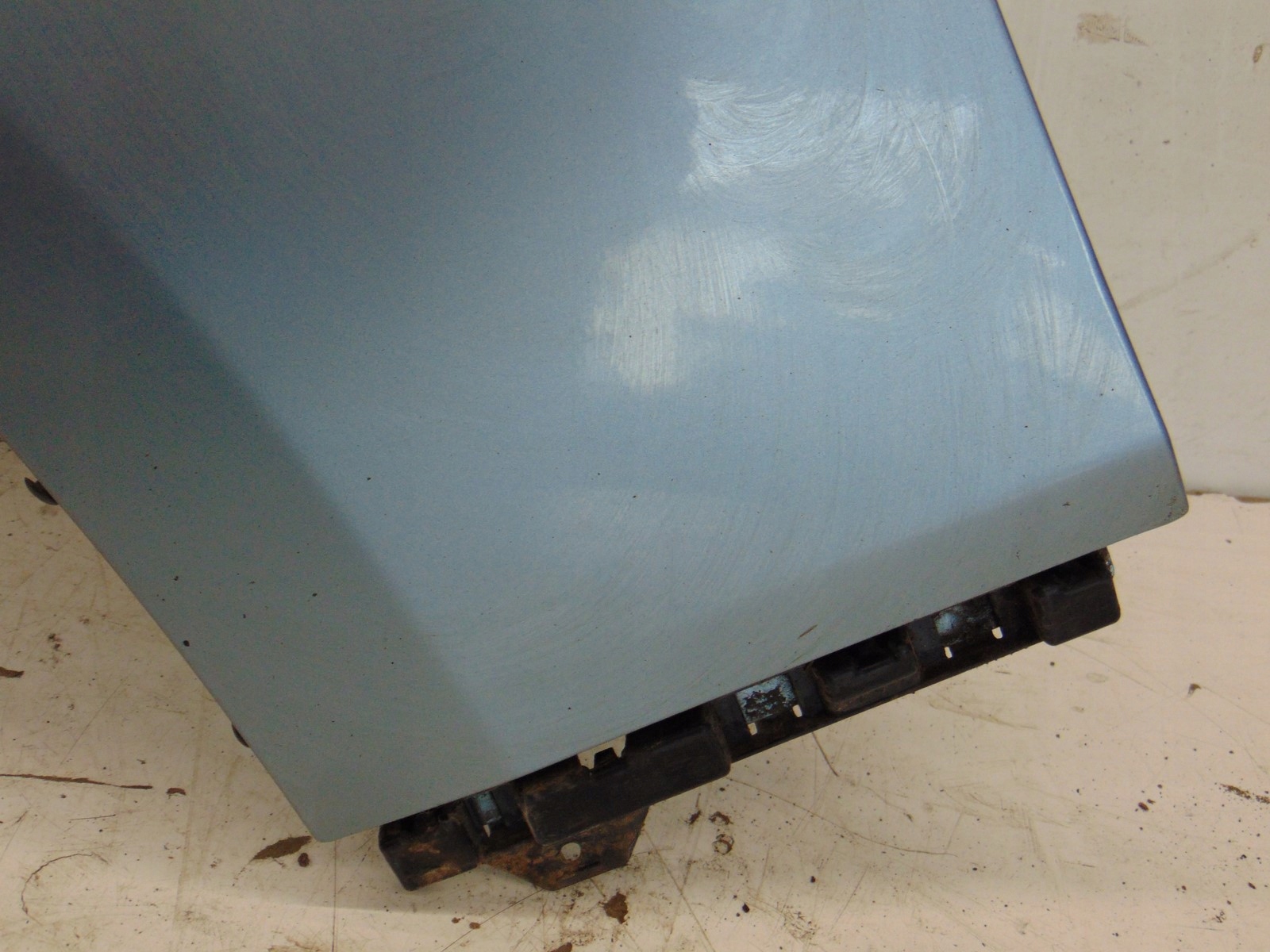 fender left front front BMW F30 F31 B40