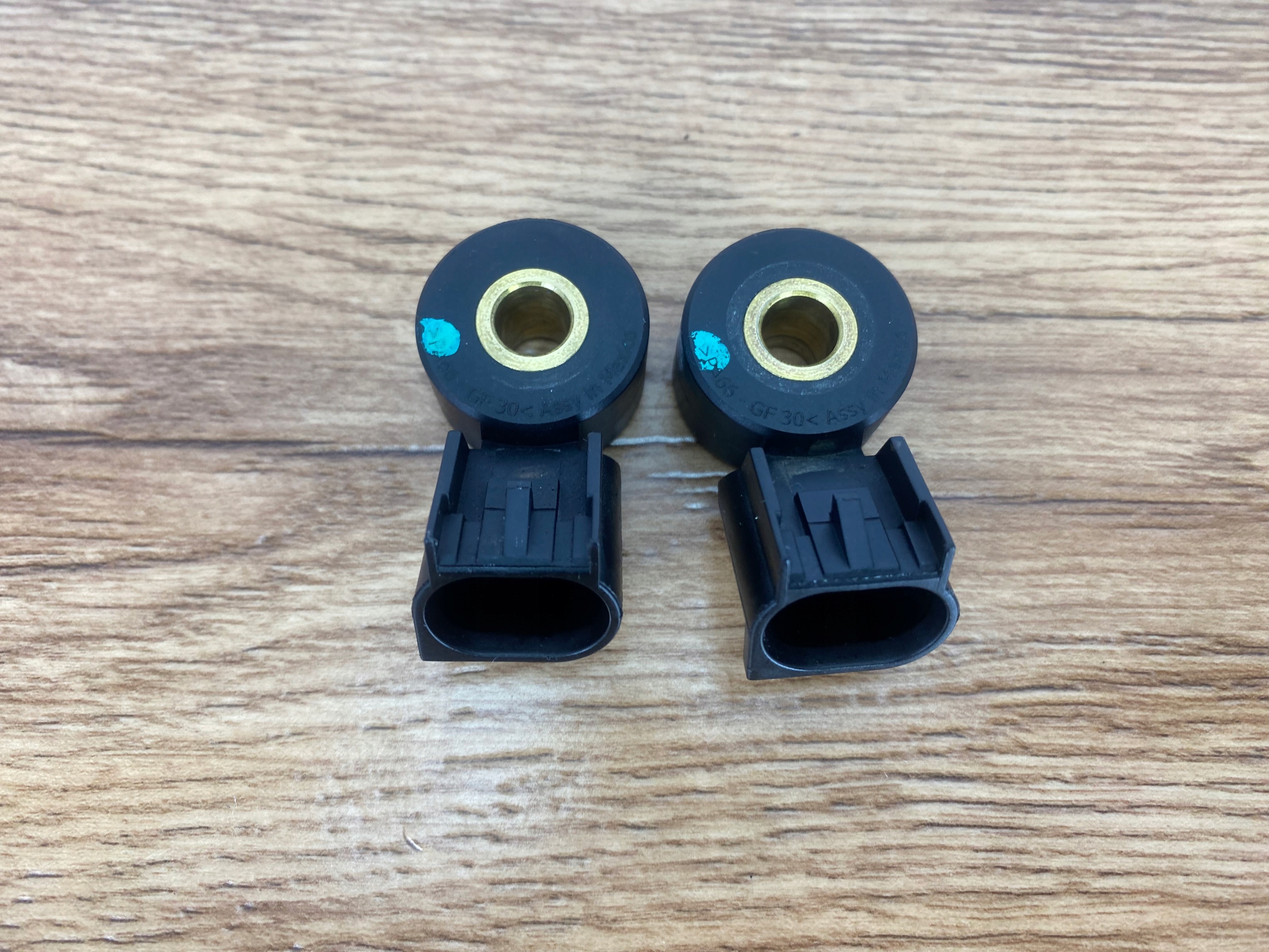 Czujnik stukowy Chevrolet Camaro 2016+ USA