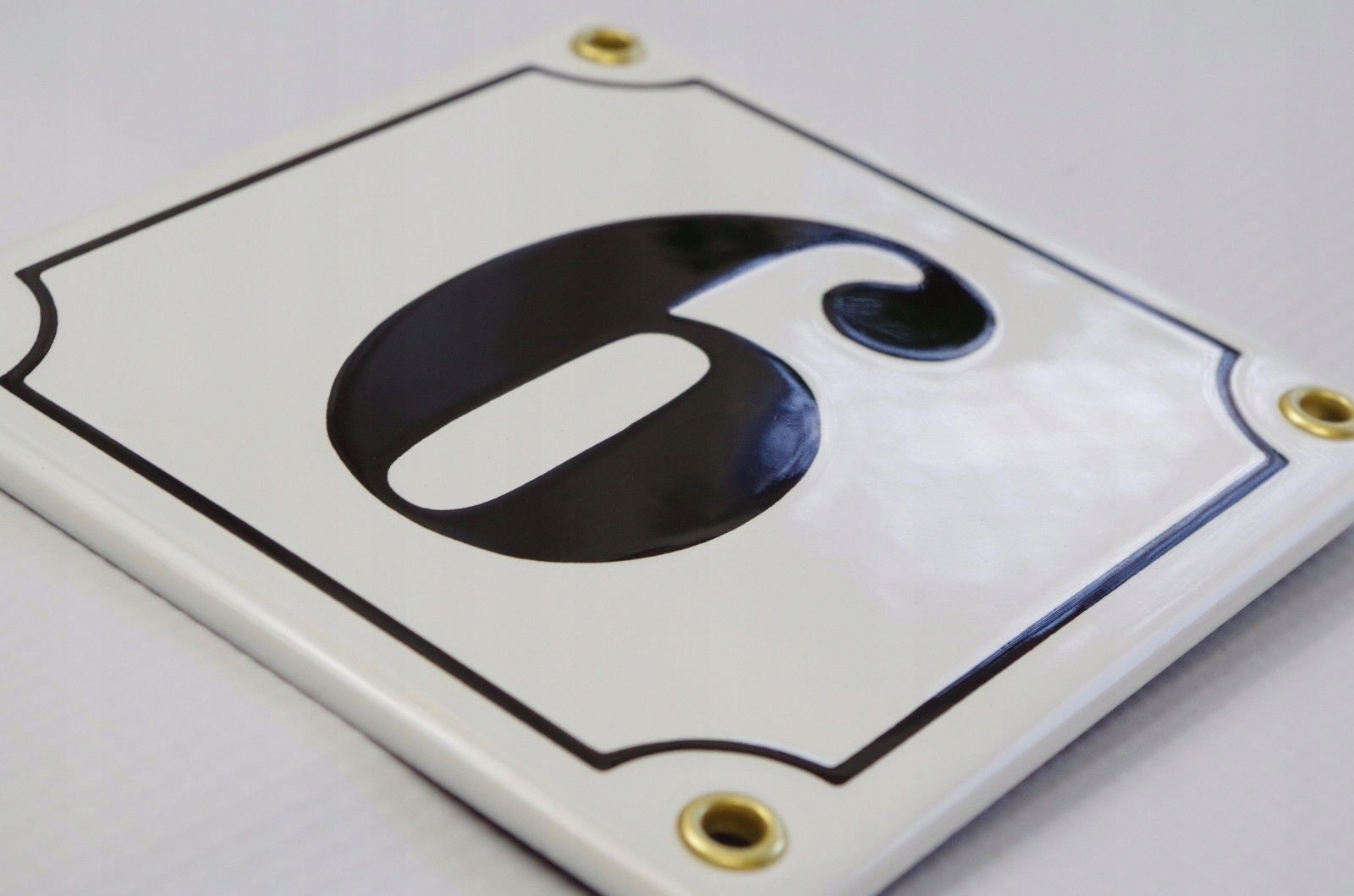 Tablica tabliczka EMALIOWANA numer domu 15x15 cm Marka Sosenco