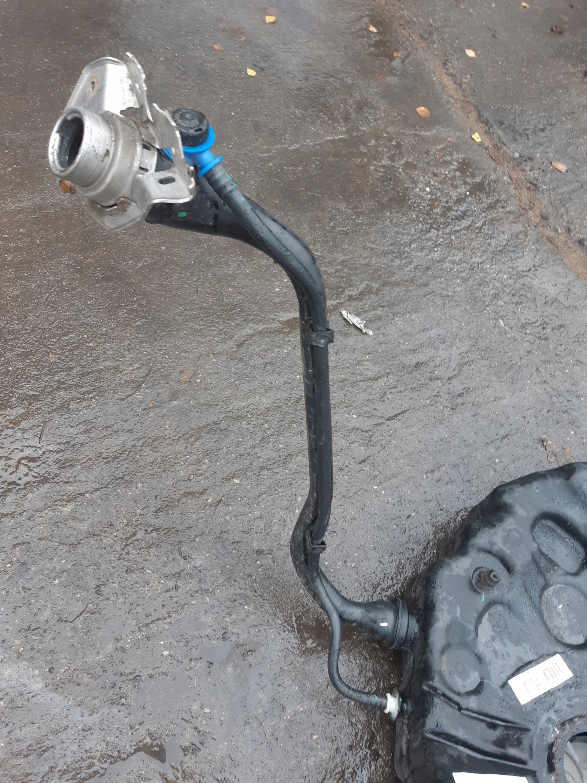 AUDI A4 B9 DIESEL tank fuel tank 8W0201021BP