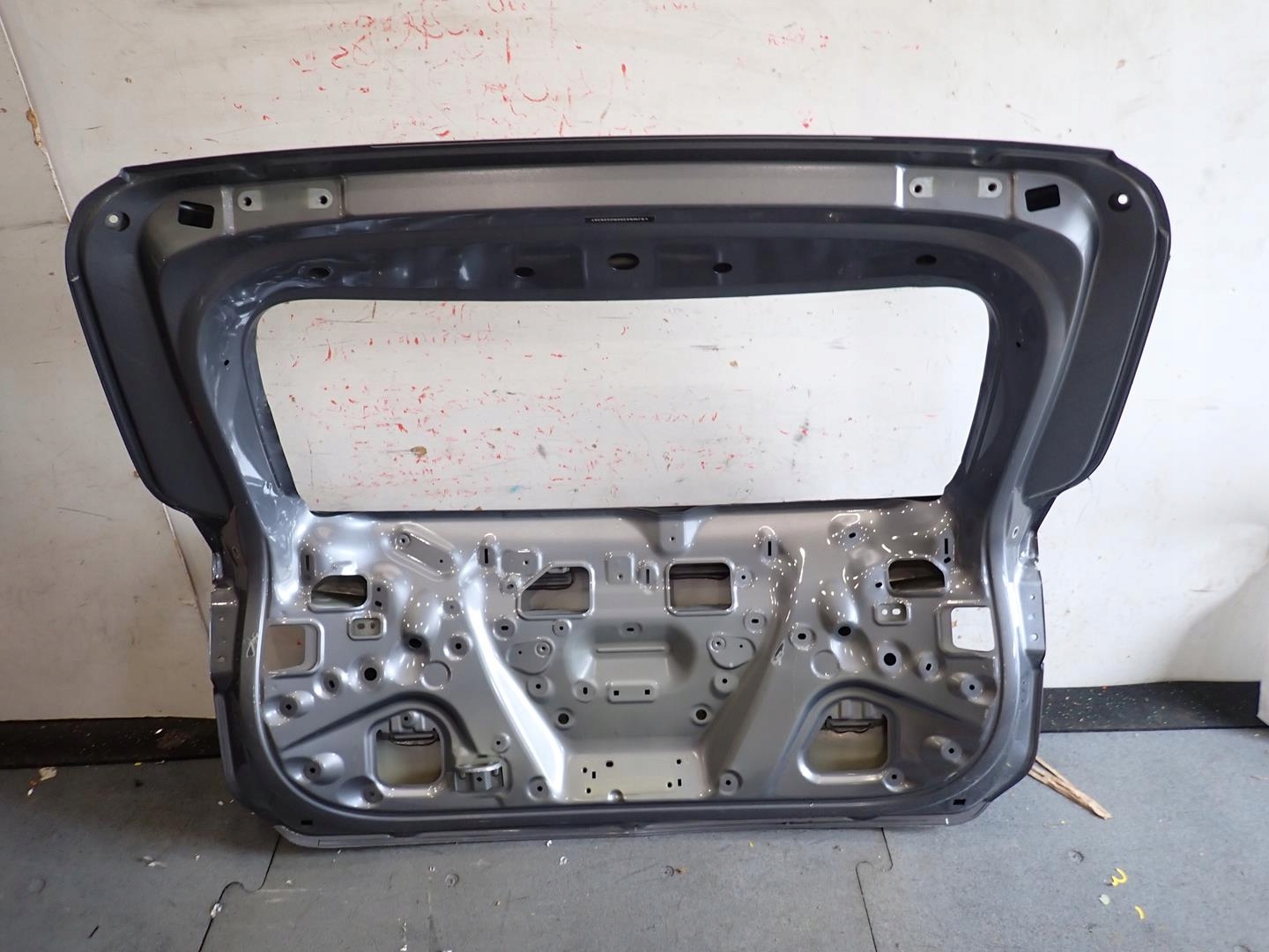trunk door MG ZS II 2024