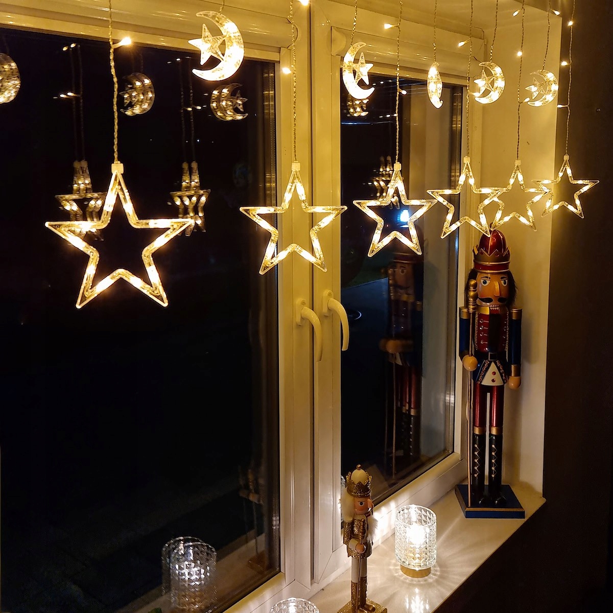 GIRLANDA GWIAZDKI KURTYNA GWIAZDA KSIĘŻYCE 138LED BIAŁY Marka Springos