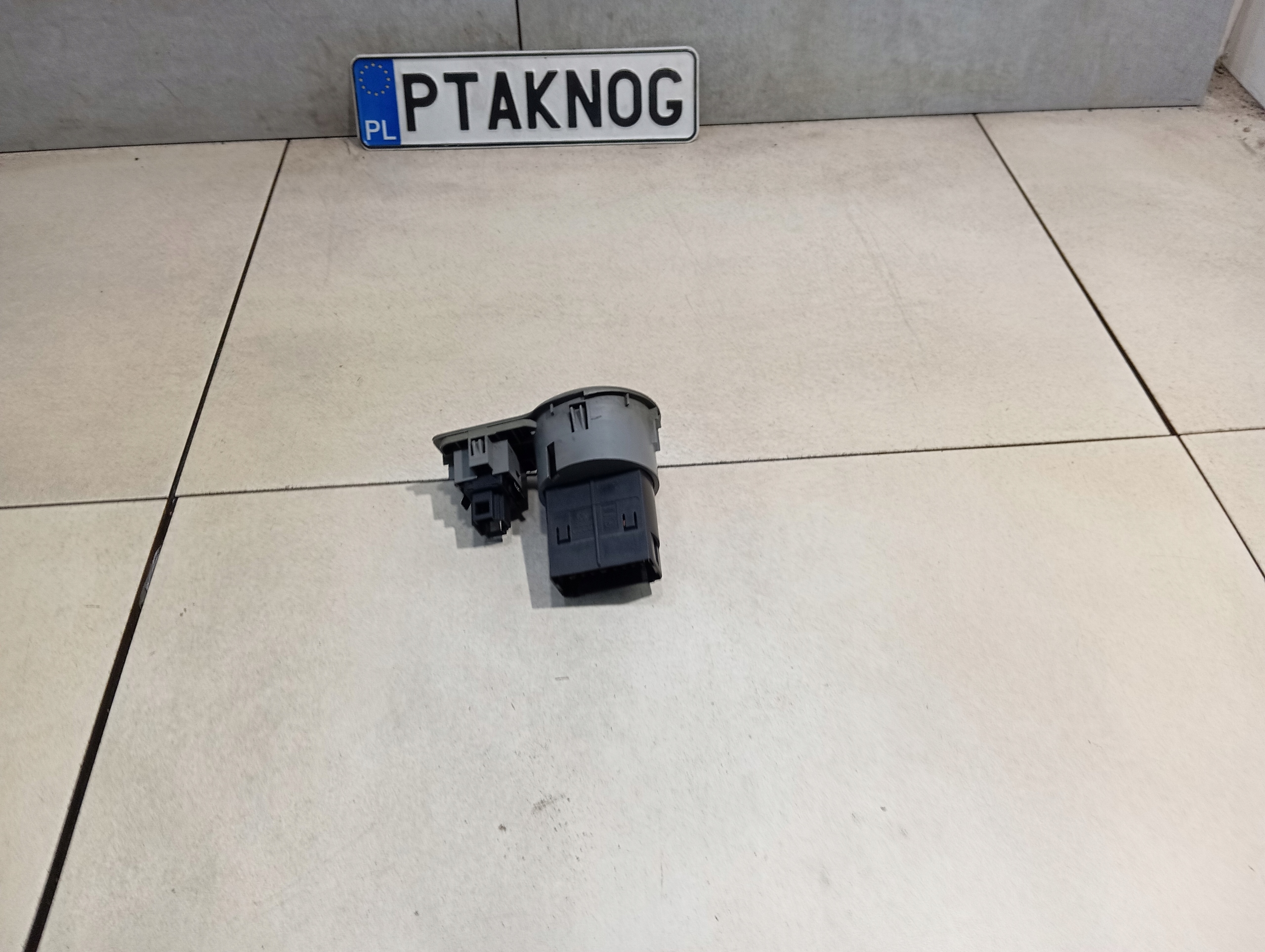 light switch SKODA OCTAVIA 1.9 TDI 1U1941565