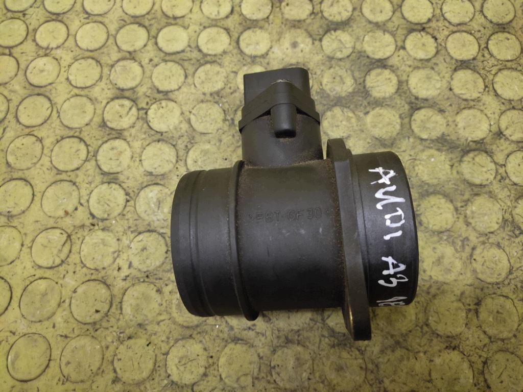 AUDI A3 8L 1.8 flow meter 0280218002