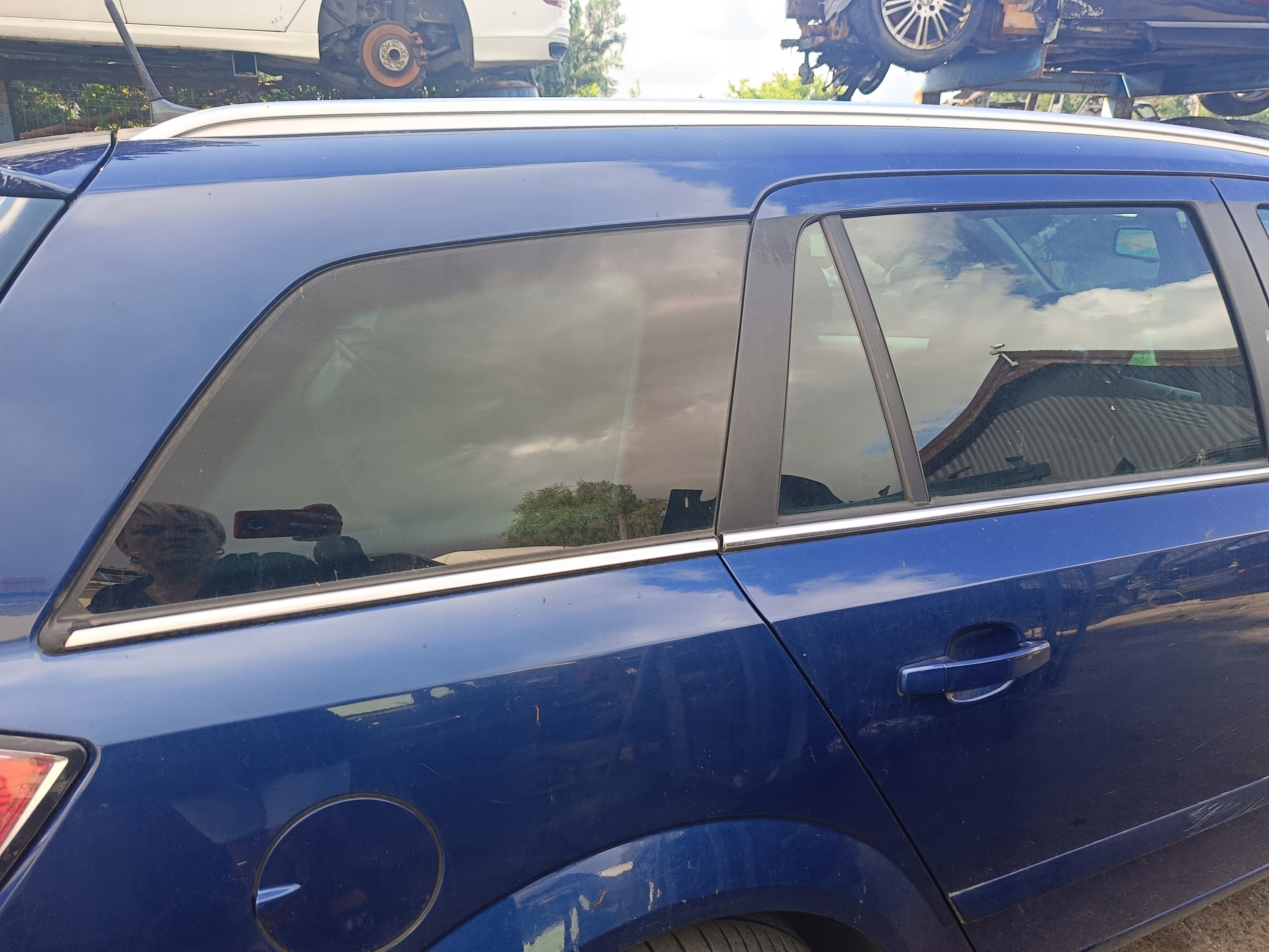 OPEL ASTRA H KOMBI SZYBA KAROSERYJNA TYŁ LEWA PRAWA