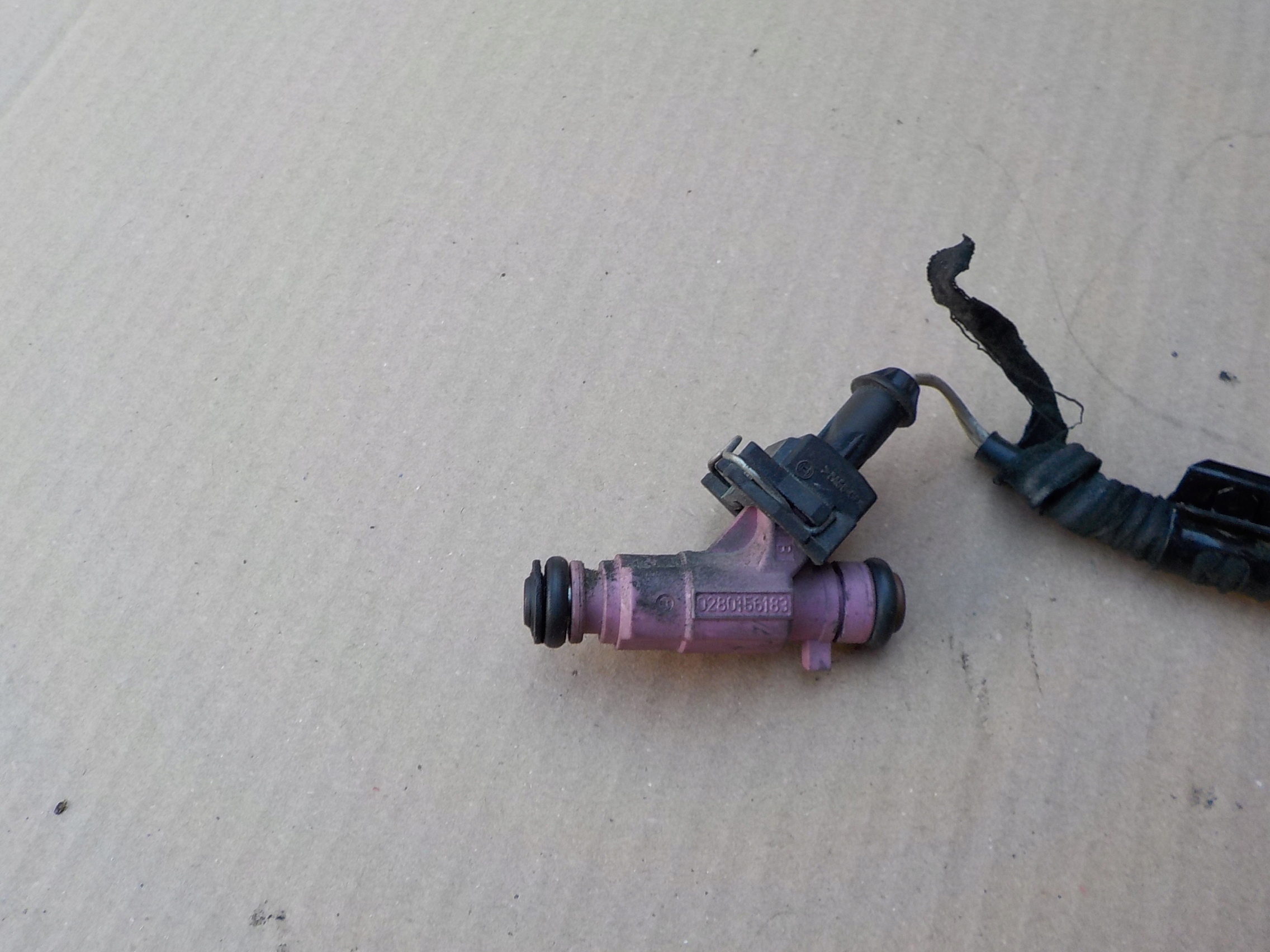 Einspritzdüse fiat bravo II 1,4 16v 0280156183