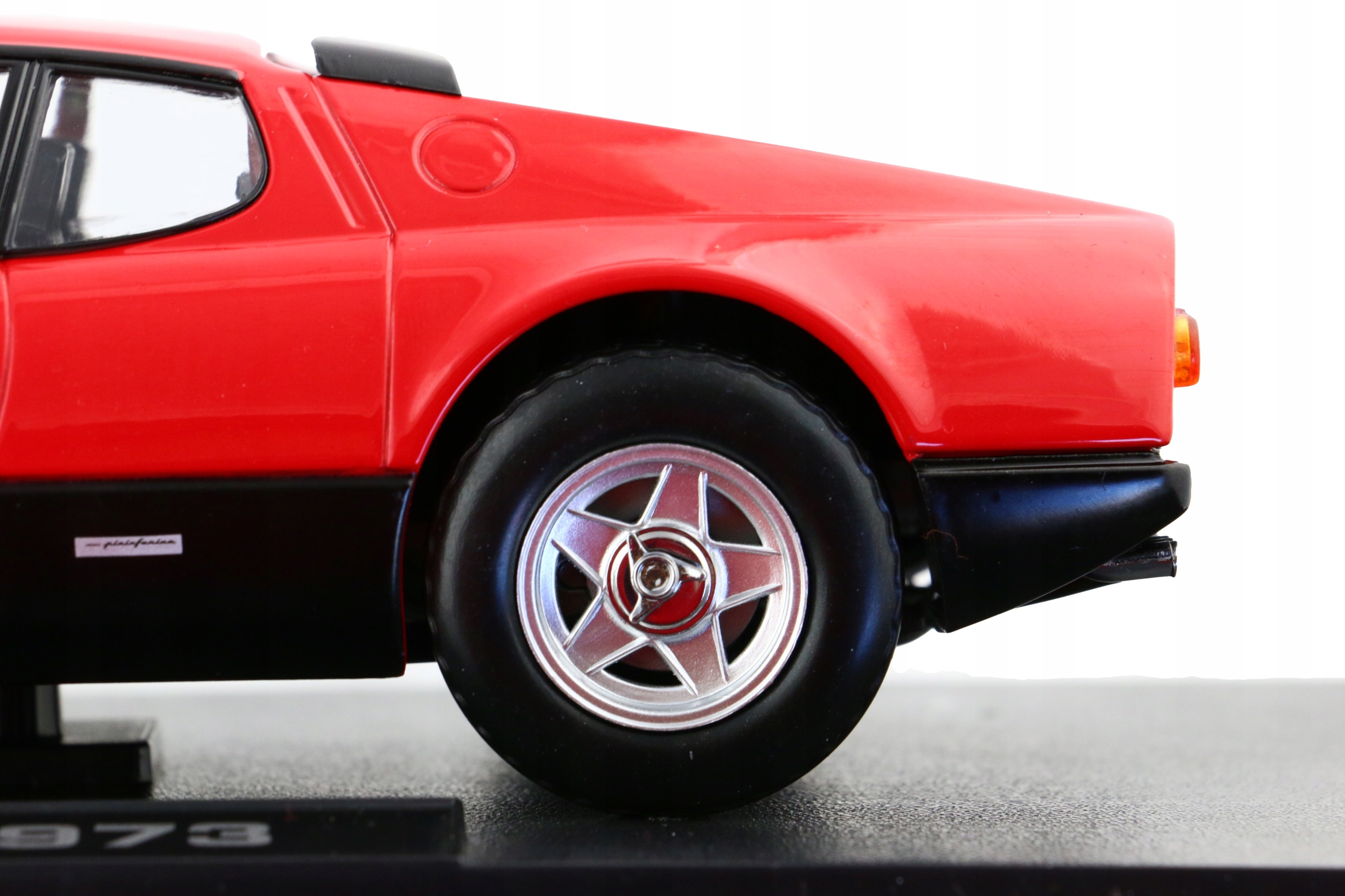 Ferrari 365 GT4/BB 1973 Au 1/18 Par KK-Scale - Modèle Rouge Métal - Neuf