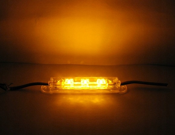 

moduł z przewodem pomarańczowy flux 12v taśma 3M