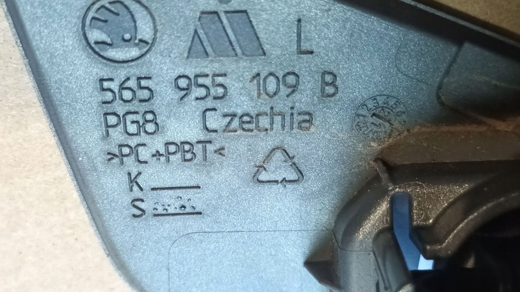 left washer REFLEKTORA SKODA KODIAQ LIFT 2021-> complete