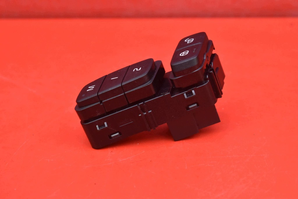 PANEL PAMIECI SITZ rechts 31489631 VOLVO V60 2 II LIFT 23