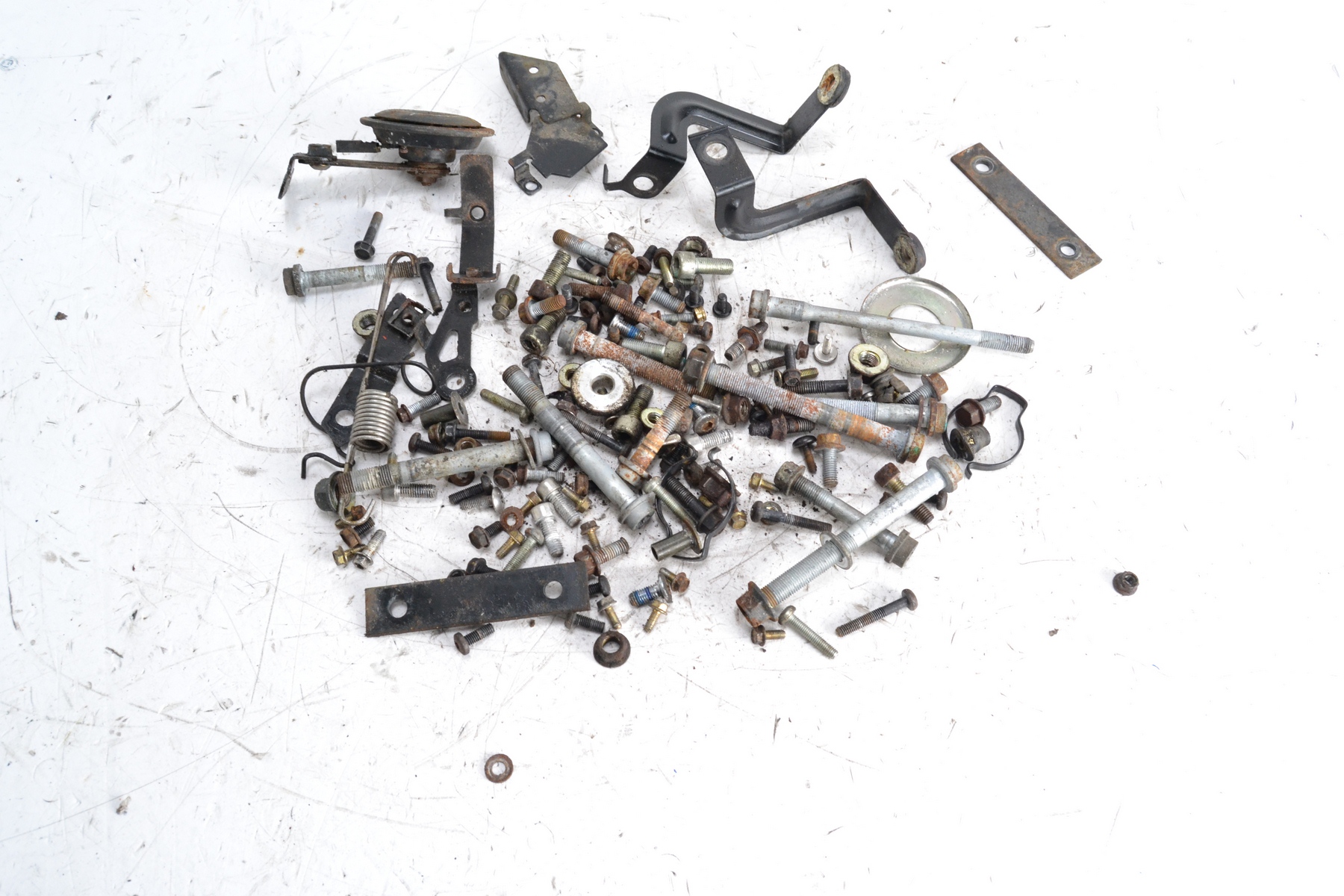 Śruby stelaż wypełnienie TRIUMPH SPRINT ST 955