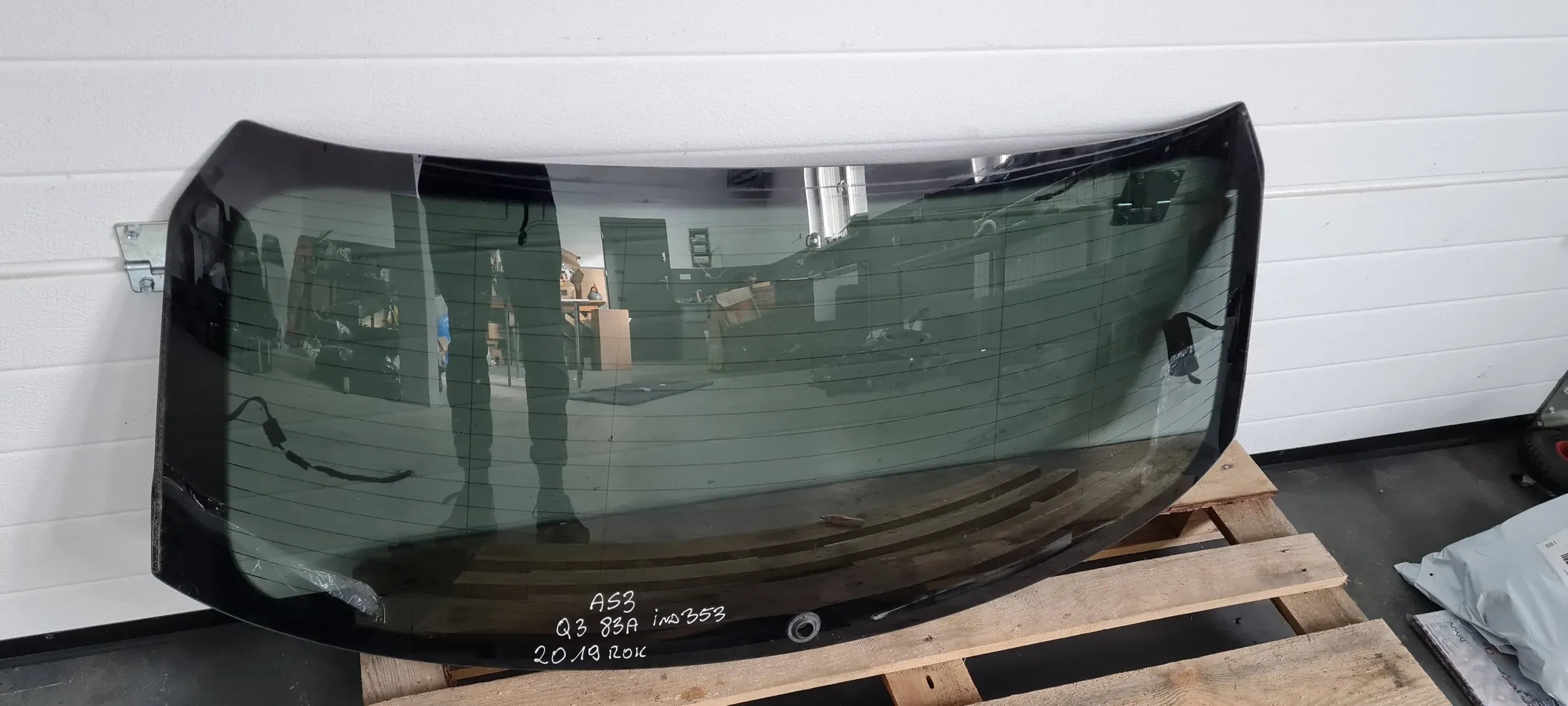 Q3 83A window bodywork bonnet boot rear part CIEMNA AS3 2019R 83A845501C