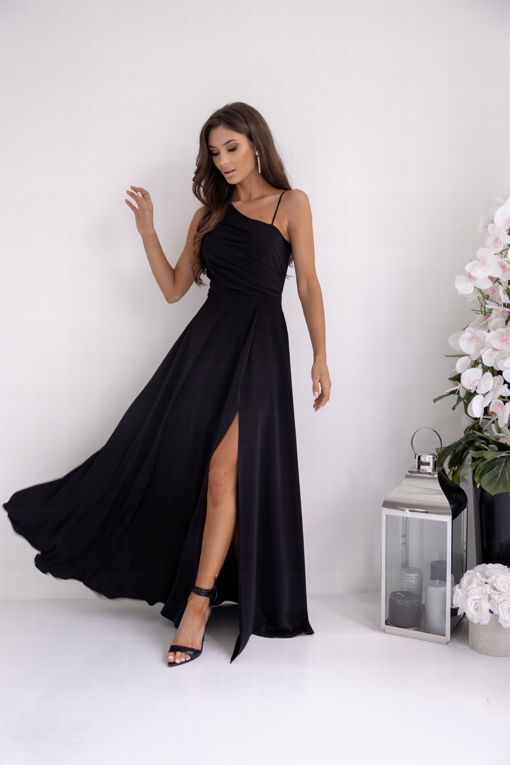 Šaty Na Svatební Hostinu Monako Černá 32