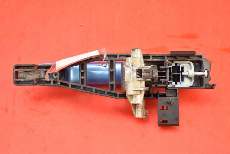 handle left rear part rear Q8 4M51-A266B23 FORD KUGA MK1 08-13