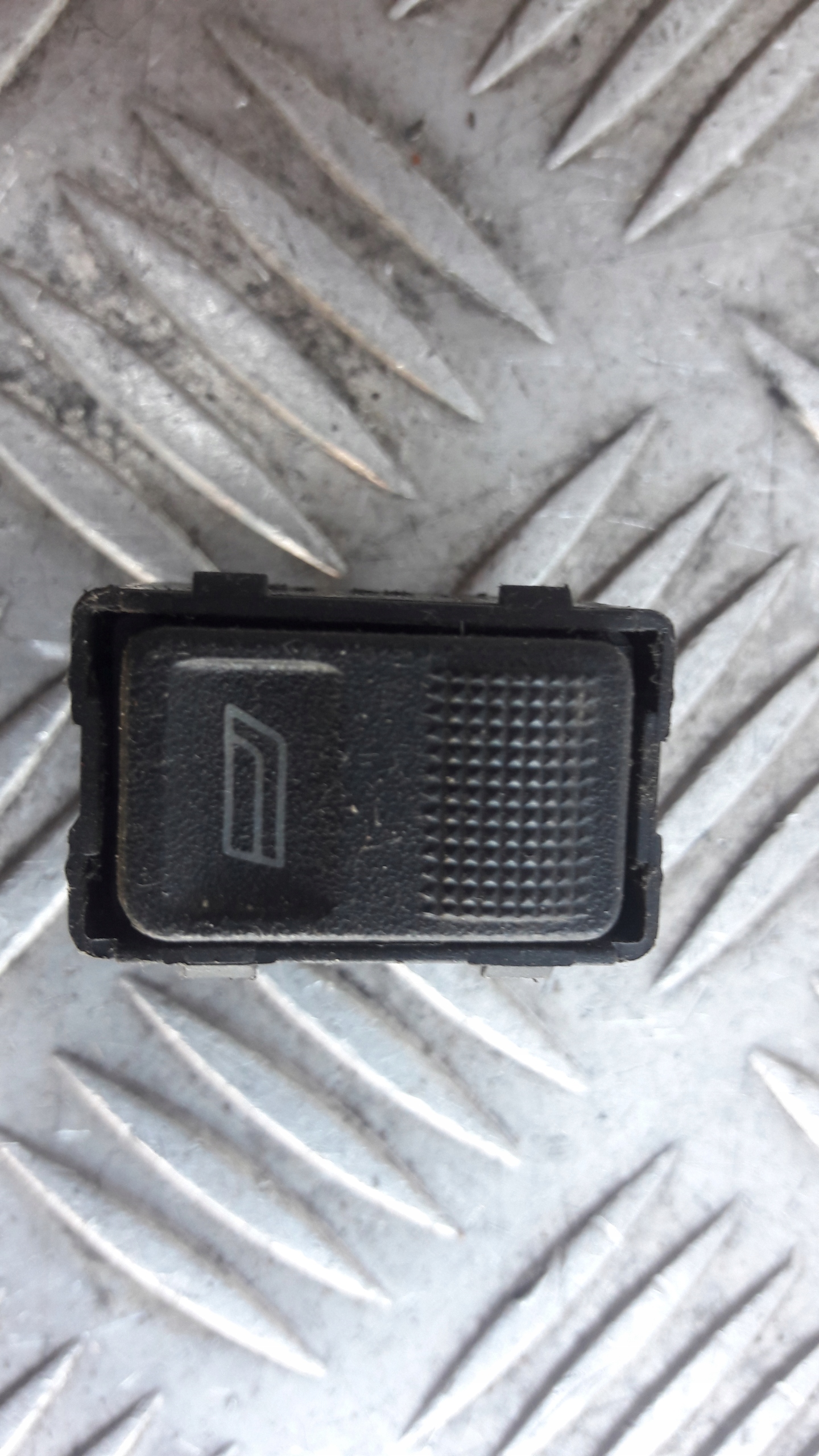 AUDI A6 C4 window control switch 89395985501C