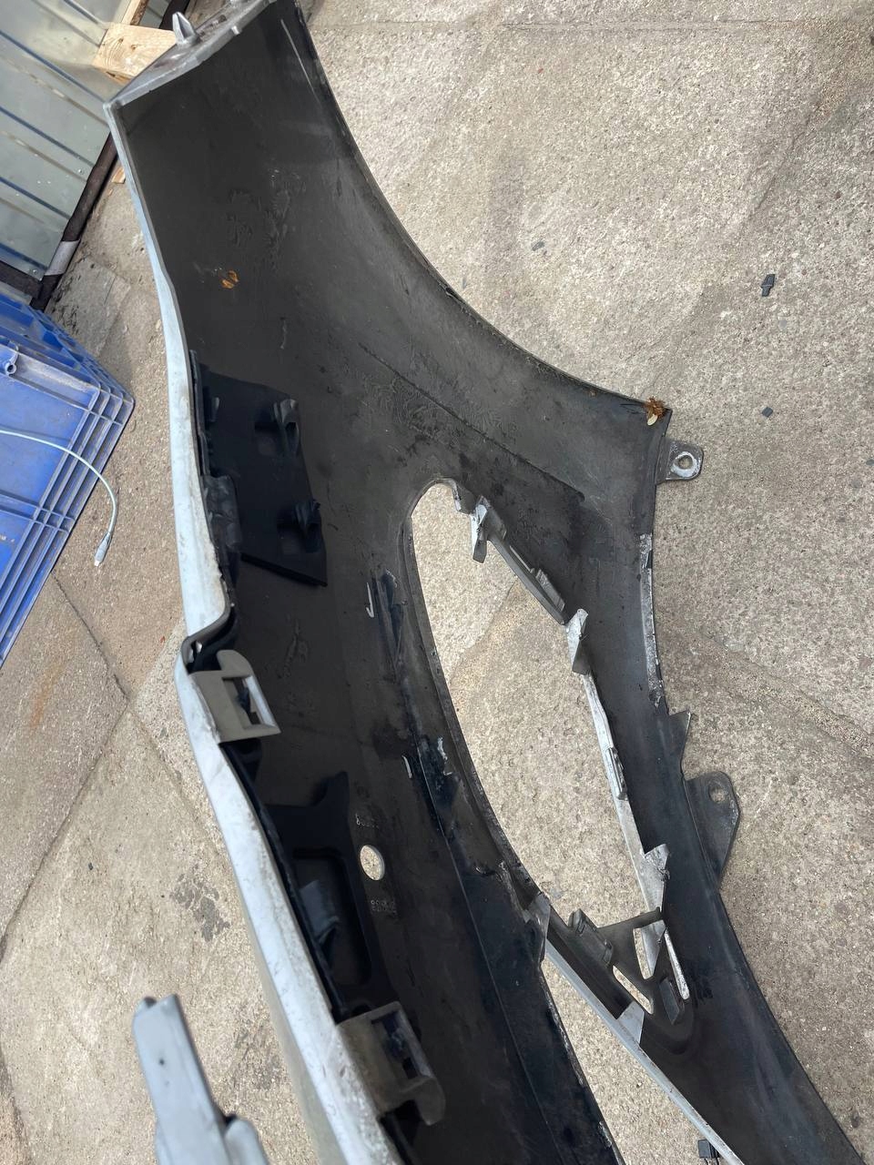bumper front PEUGEOT 308 T9 ALLURE for 4 PDC EZR EZRC