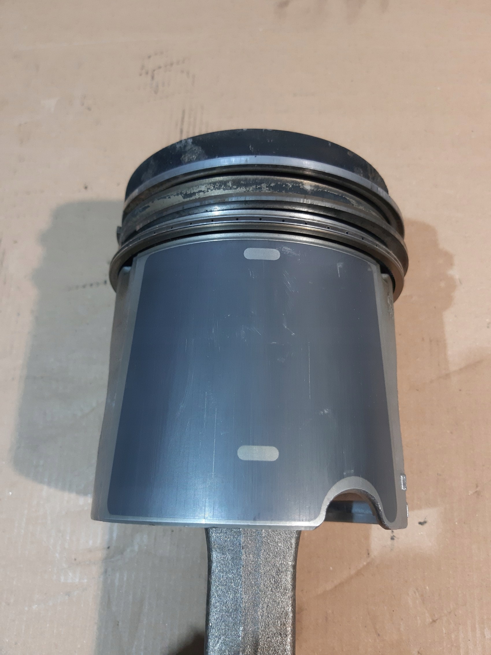 piston connecting rod DAF PACCAR PR183U1 183KW