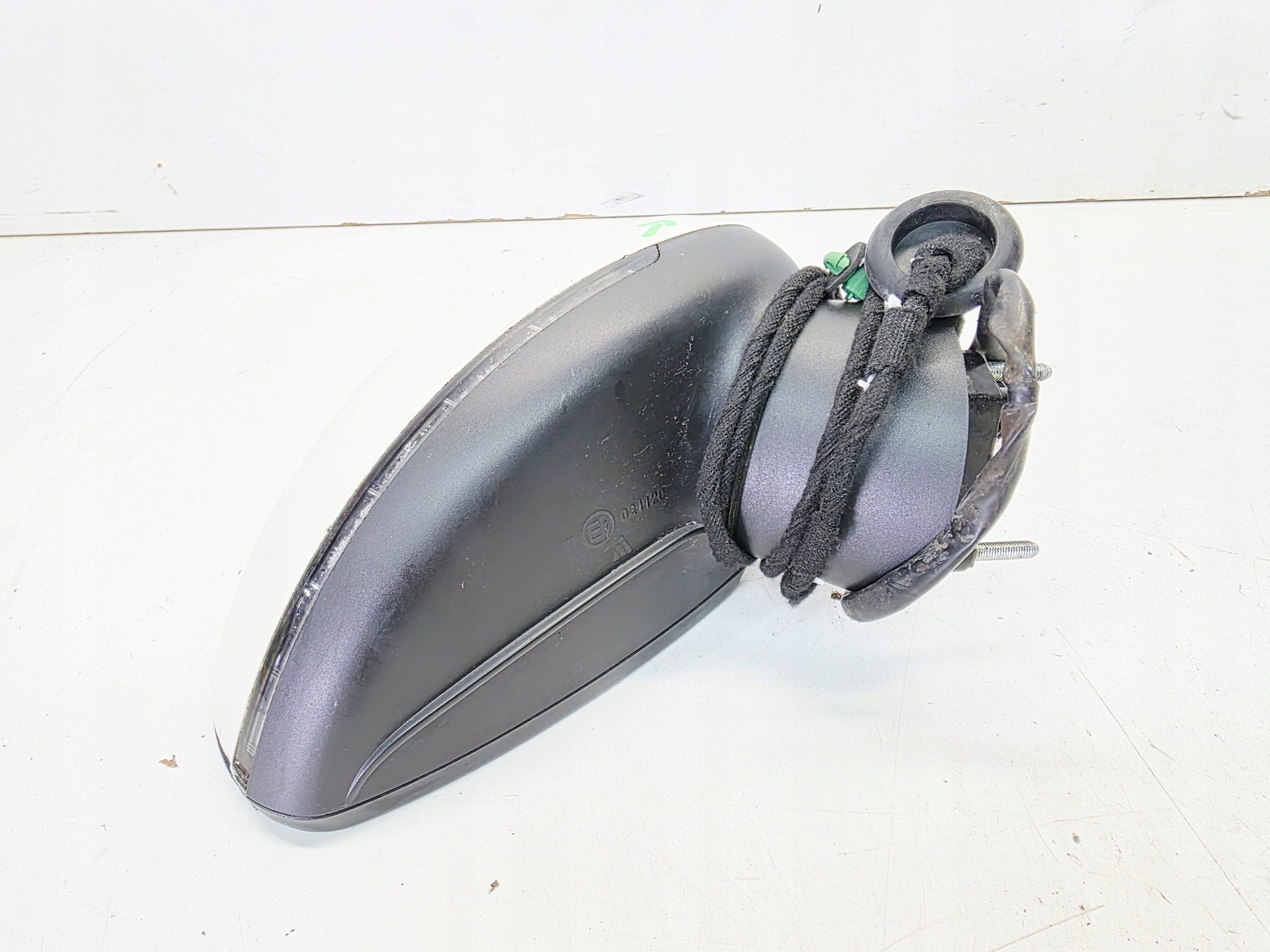 mirror exterior right AUDI A1 8X 8X3 6 PIN LY9K 1/25 UK