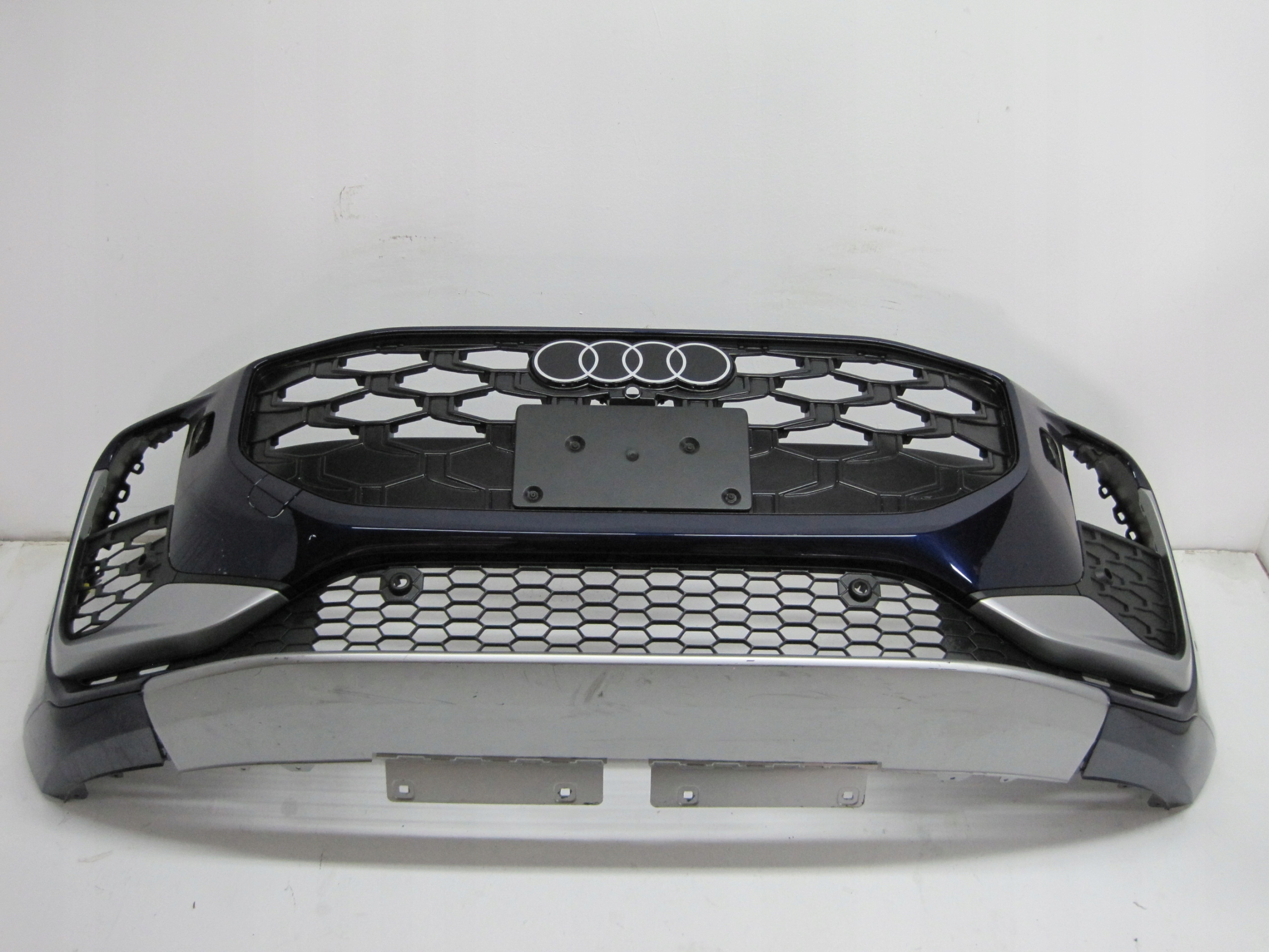 bumper AUDI Q3 83H 25R S-LINE front front