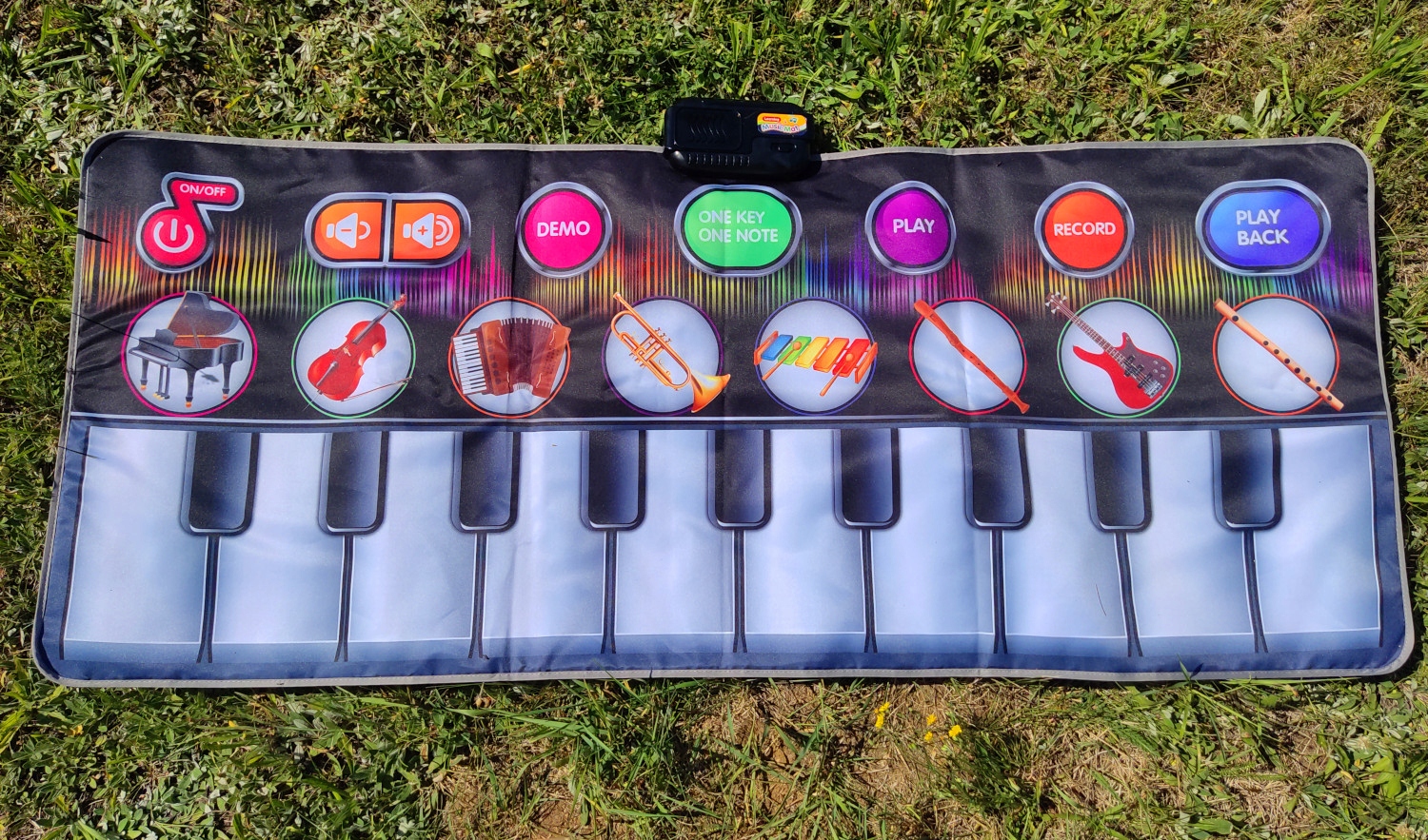 DUŻA MATA MUZYCZNA DO TAŃCZENIA INTERAKTYWNE PIANINKO dla dzieci NAGRYWANIE Bohater brak