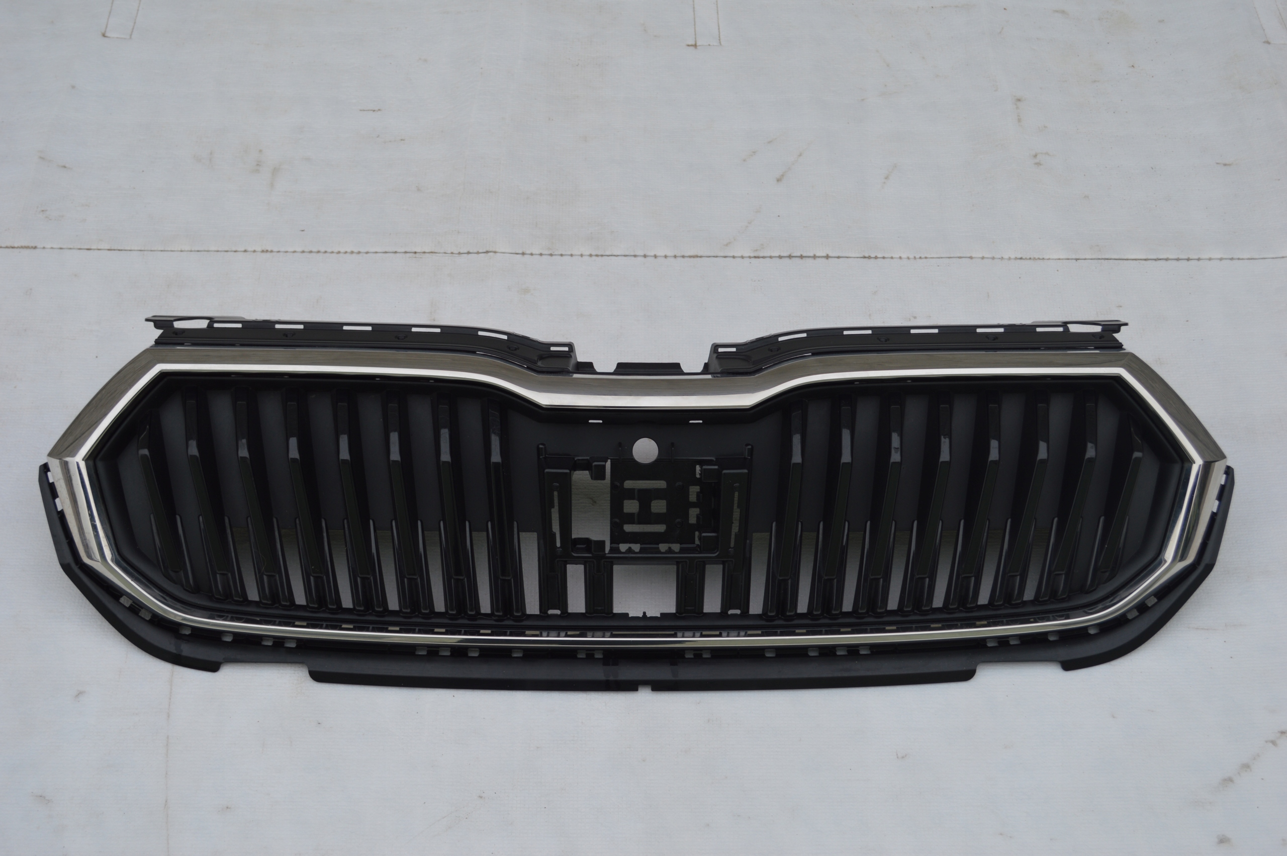 Skoda Fabia 6Y Kühlergrill FRONTGRILL Kühlergitter - Thumbnail 1