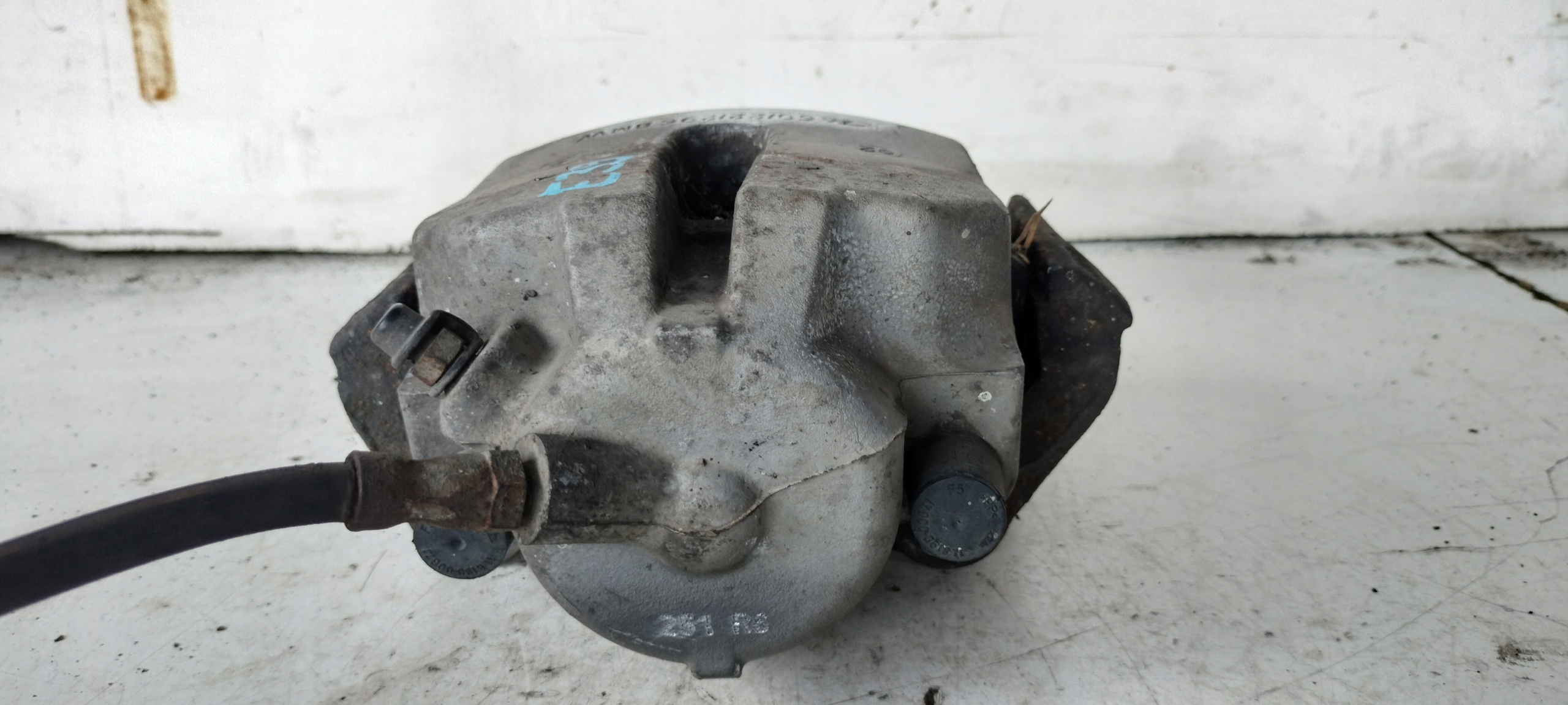 BMW E39 caliper brake right front 6022296