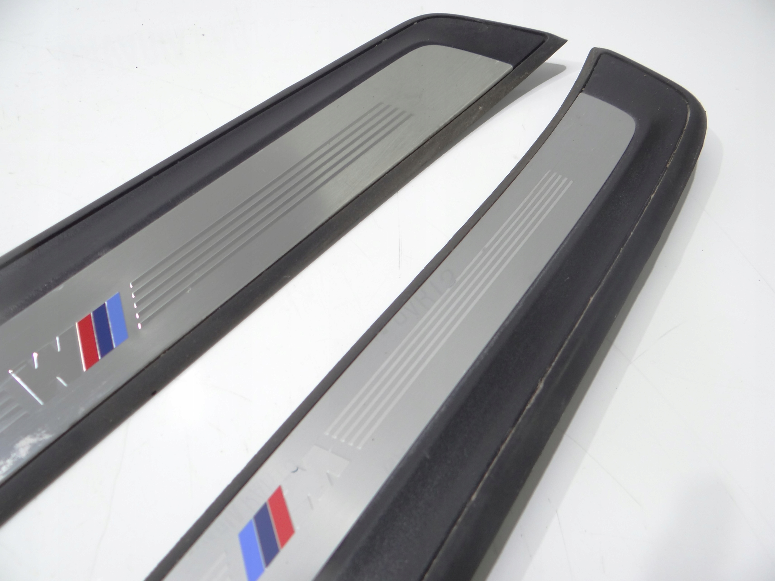mouldings threshold BMW X1 E84 M PAKIET OE 8047745 KOMPLET
