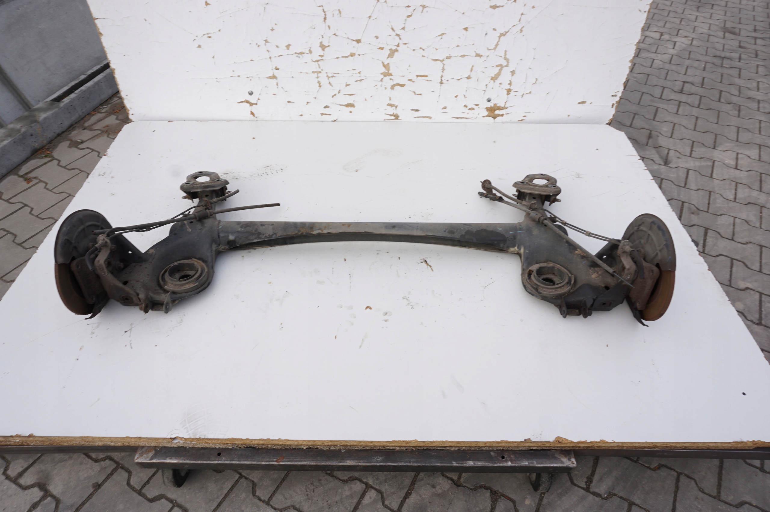 BELKA ZAWIESZENIA TYŁ OPC OPEL CORSA D FL