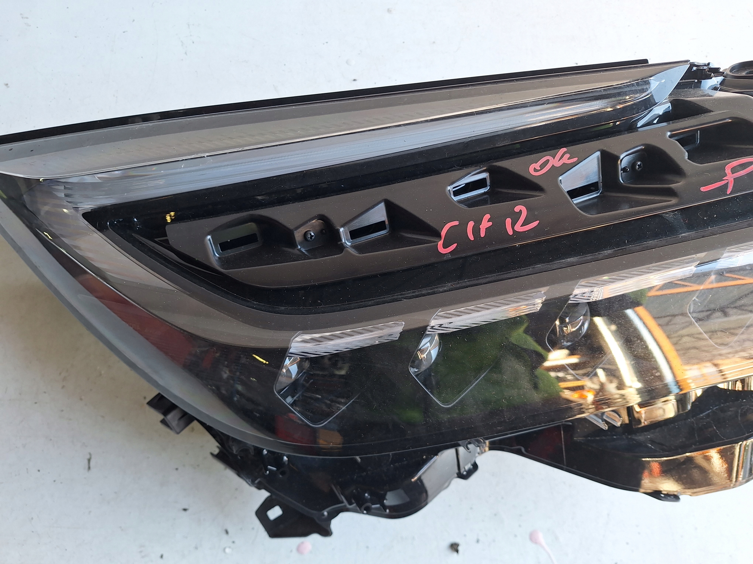TOYOTA CH-R II 23-> light right FULL LED EU