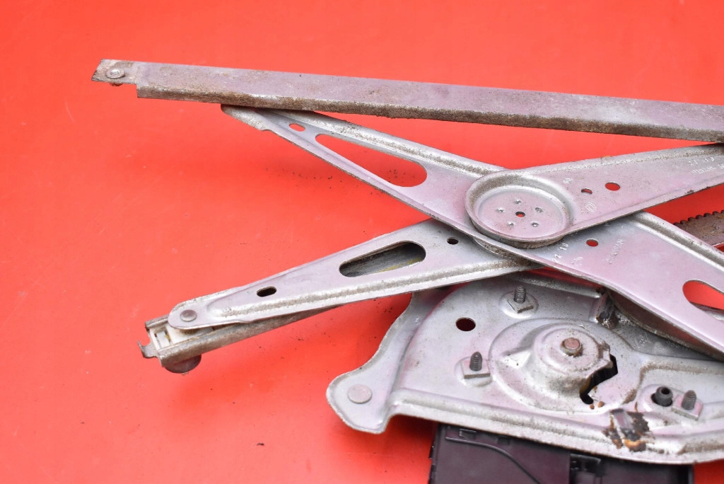 window regulator left front EU 807210014R RENAULT FLUENCE 1 and 09-13