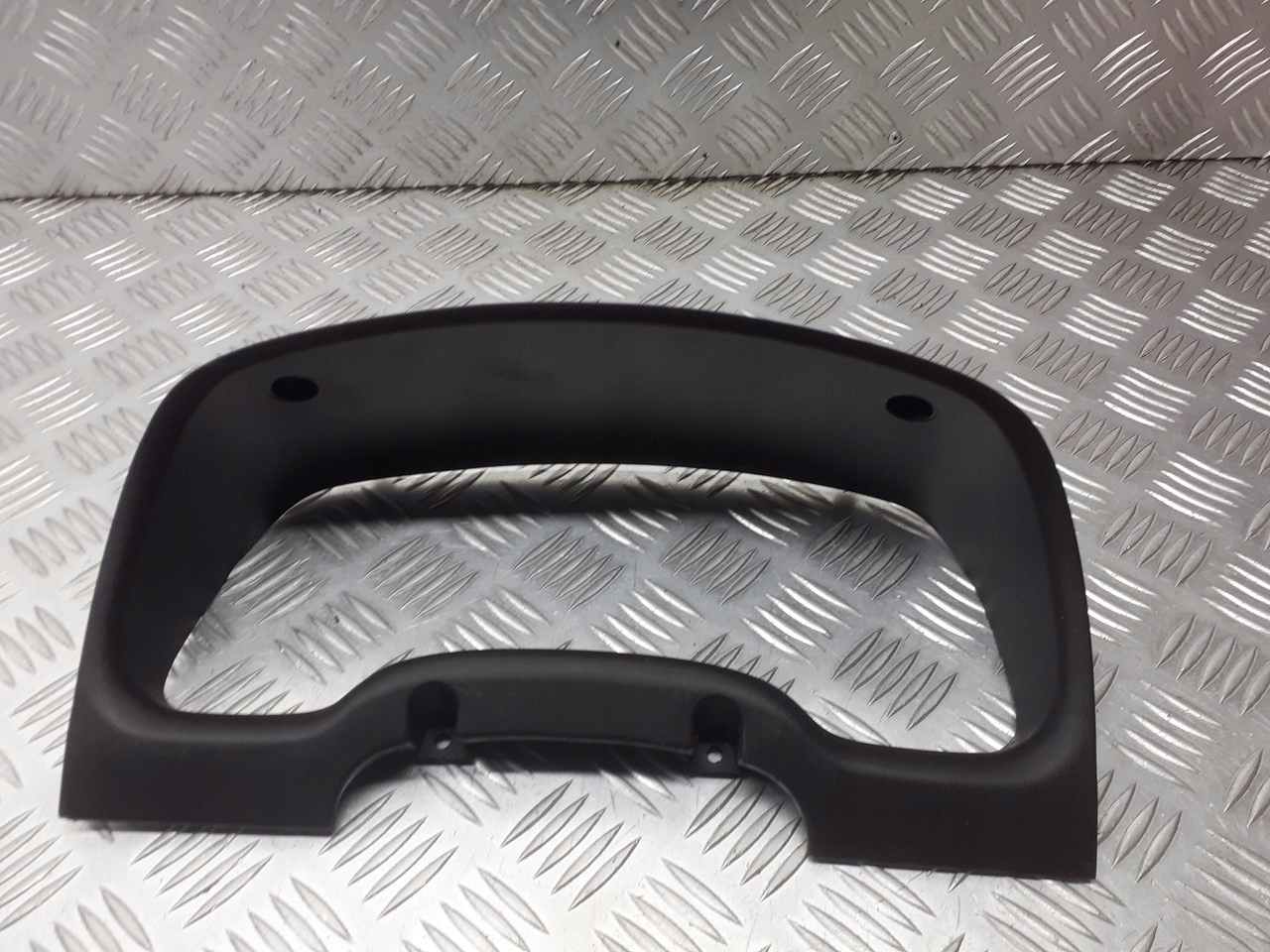 рамка защита счетчика opel Astra G 90561233
