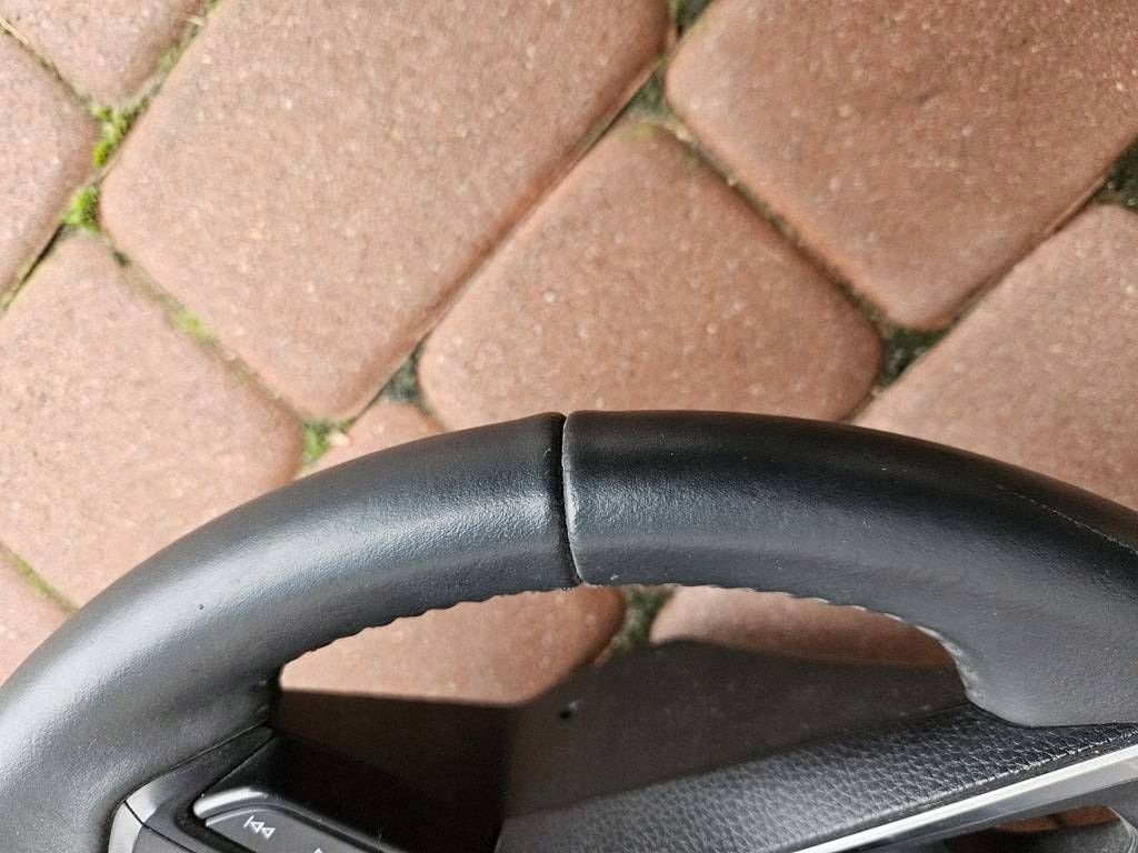 steering wheel, leather skorzana multifunkcja small PRZEBI Toyota Corolla E210 E21