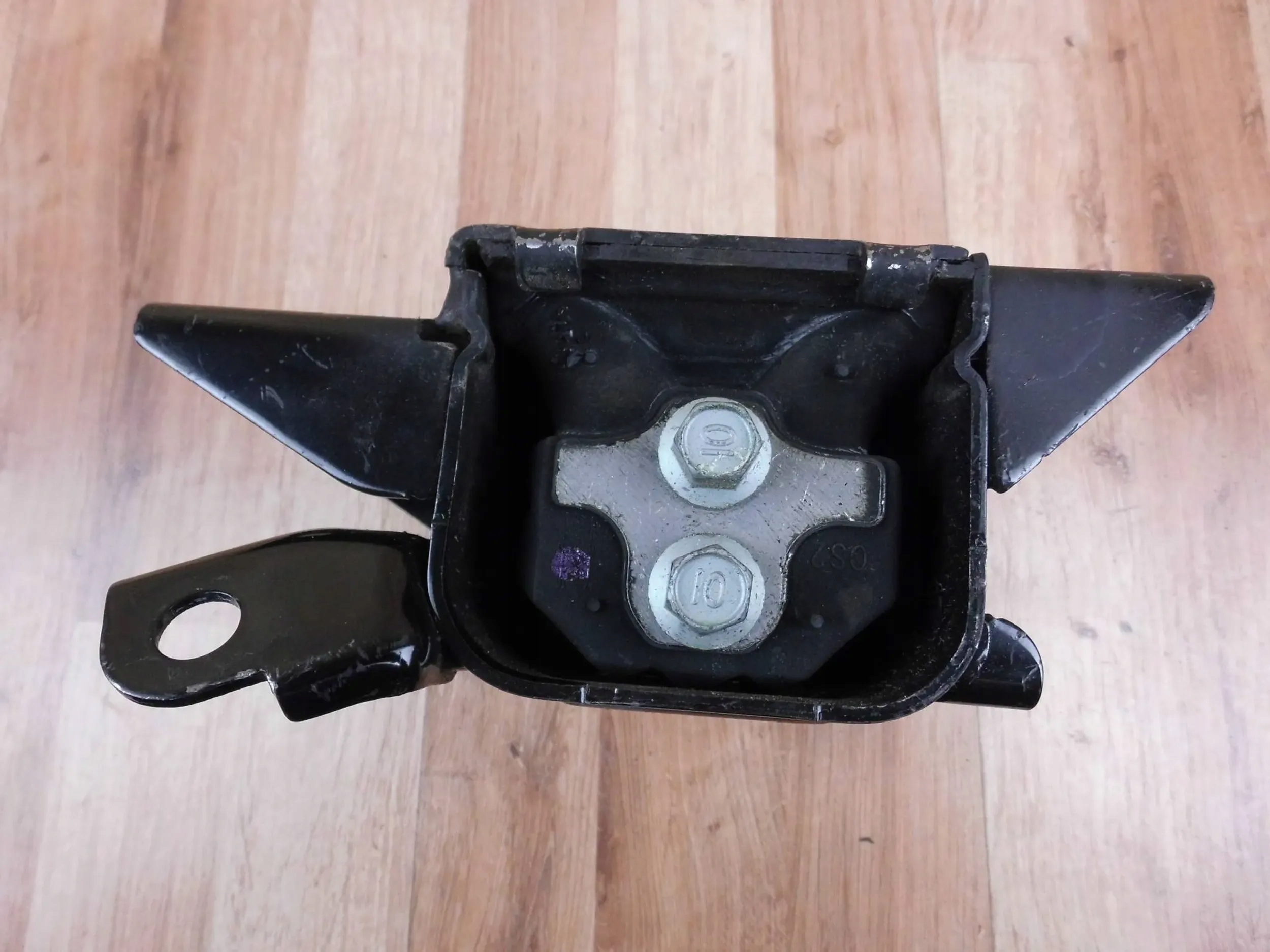 Hyundai Kona 1.6 HYBRID airbag support holder gearboxes left