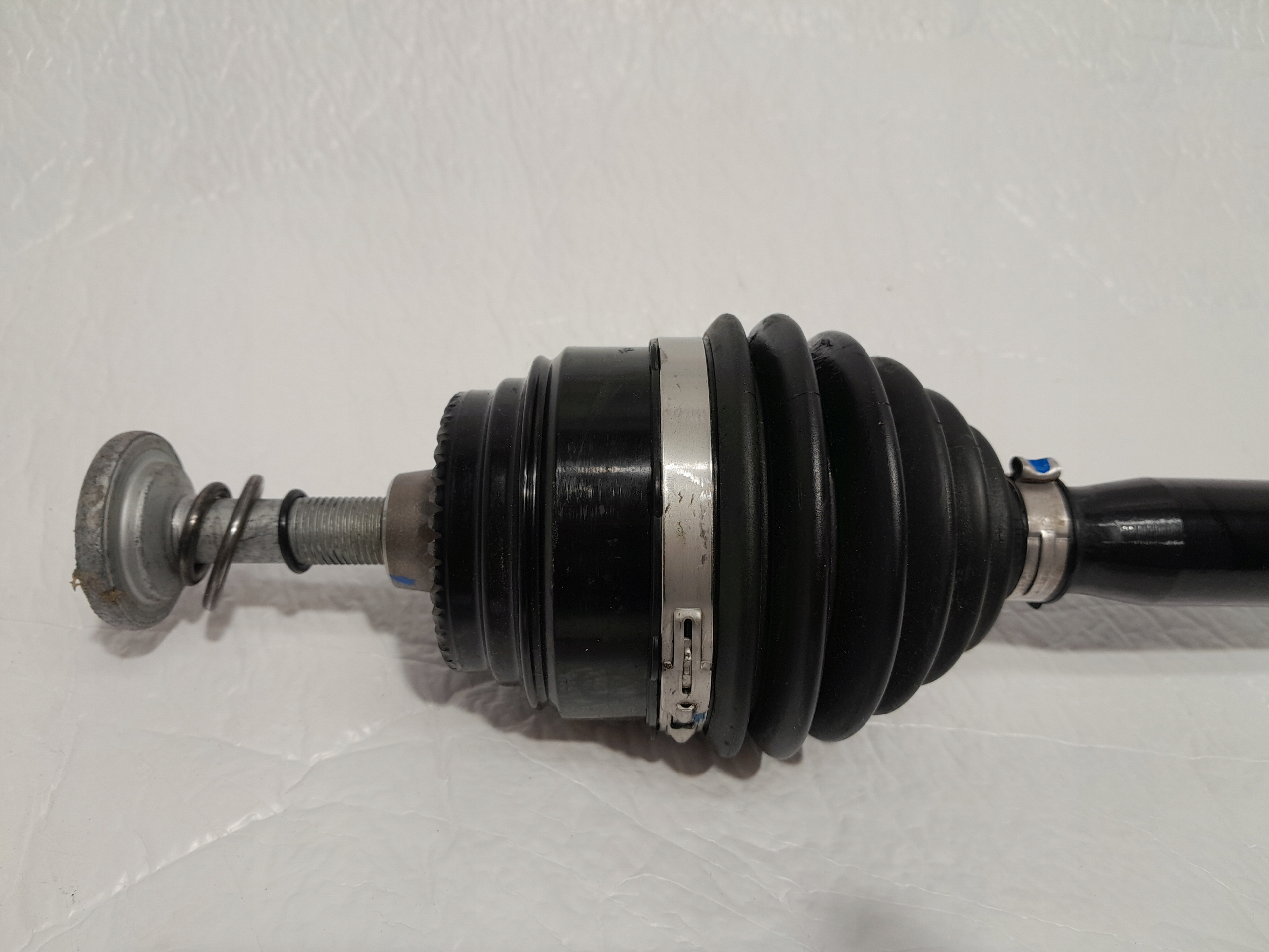 BMW X3 G01 LCI semi-axis NAPEDOWA left front 8643183