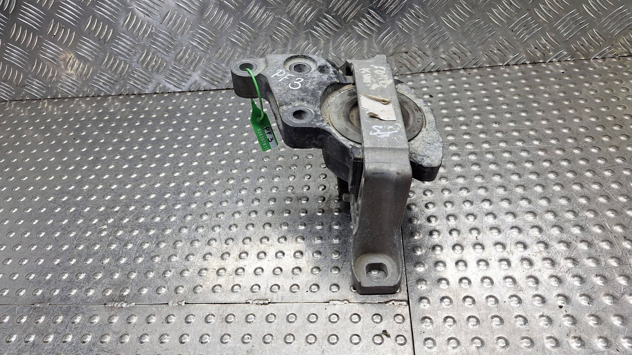 holder engine mount F1F1-6F012-AC FORD KUGA MK2 LIFT 2,0 TDCI