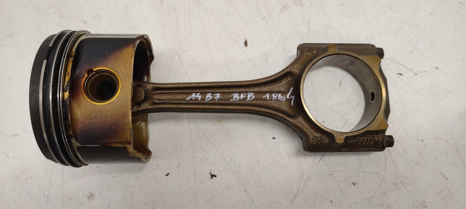 piston connecting rod Audi A4 B7 1,8T BFB