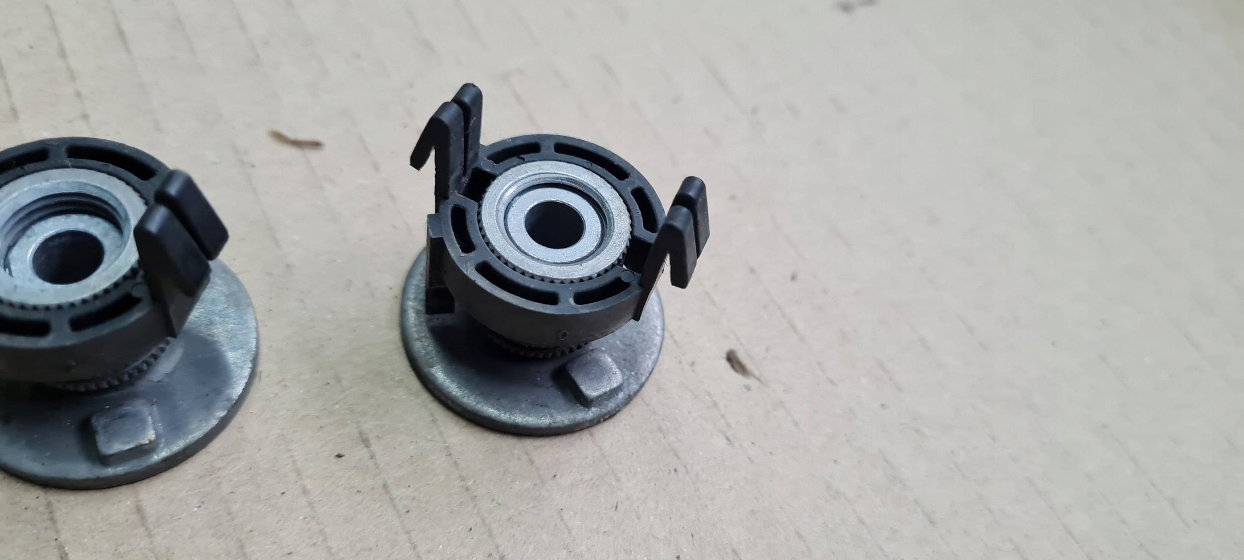 A6 C7 bracket holder lights front screw REGULACYJNA A7 4G
