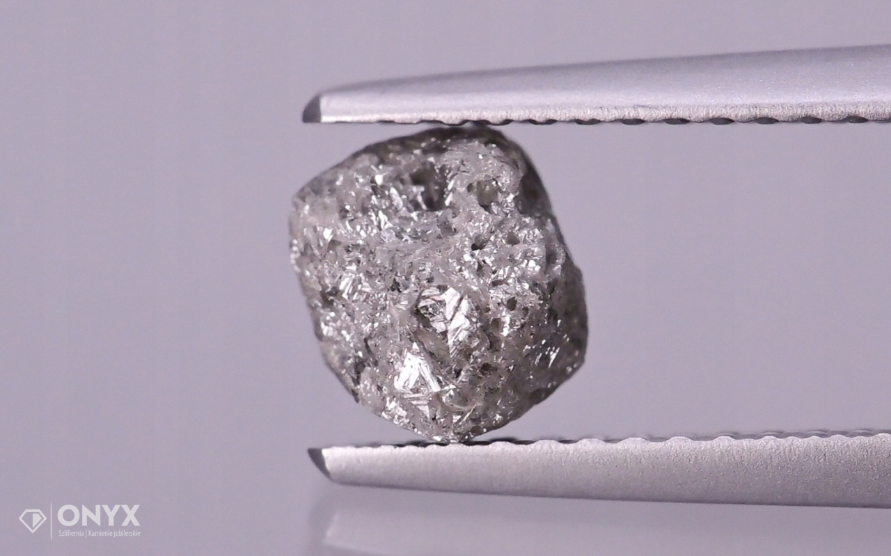 Diamant stříbrný hrudkující 6x5 mm