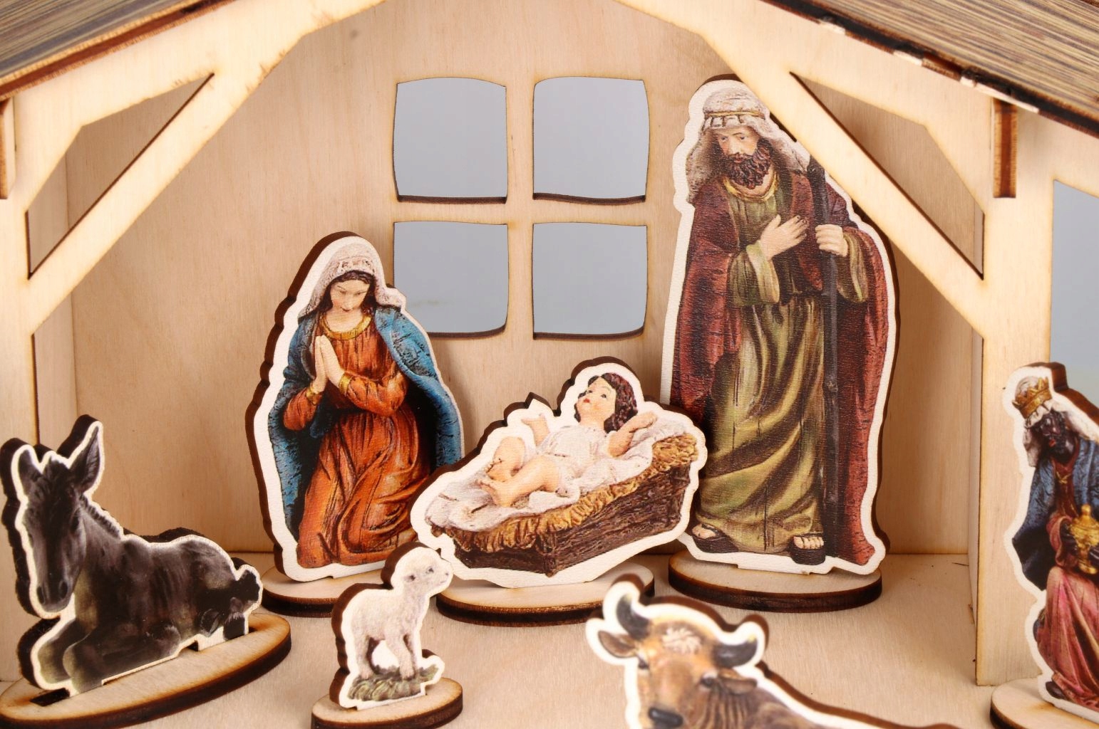 SZOPKA BOŻONARODZENIOWA Z FIGURKAMI POSTACIAMI DUŻA STAJENKA 40 CM 3D V1 Marka inna